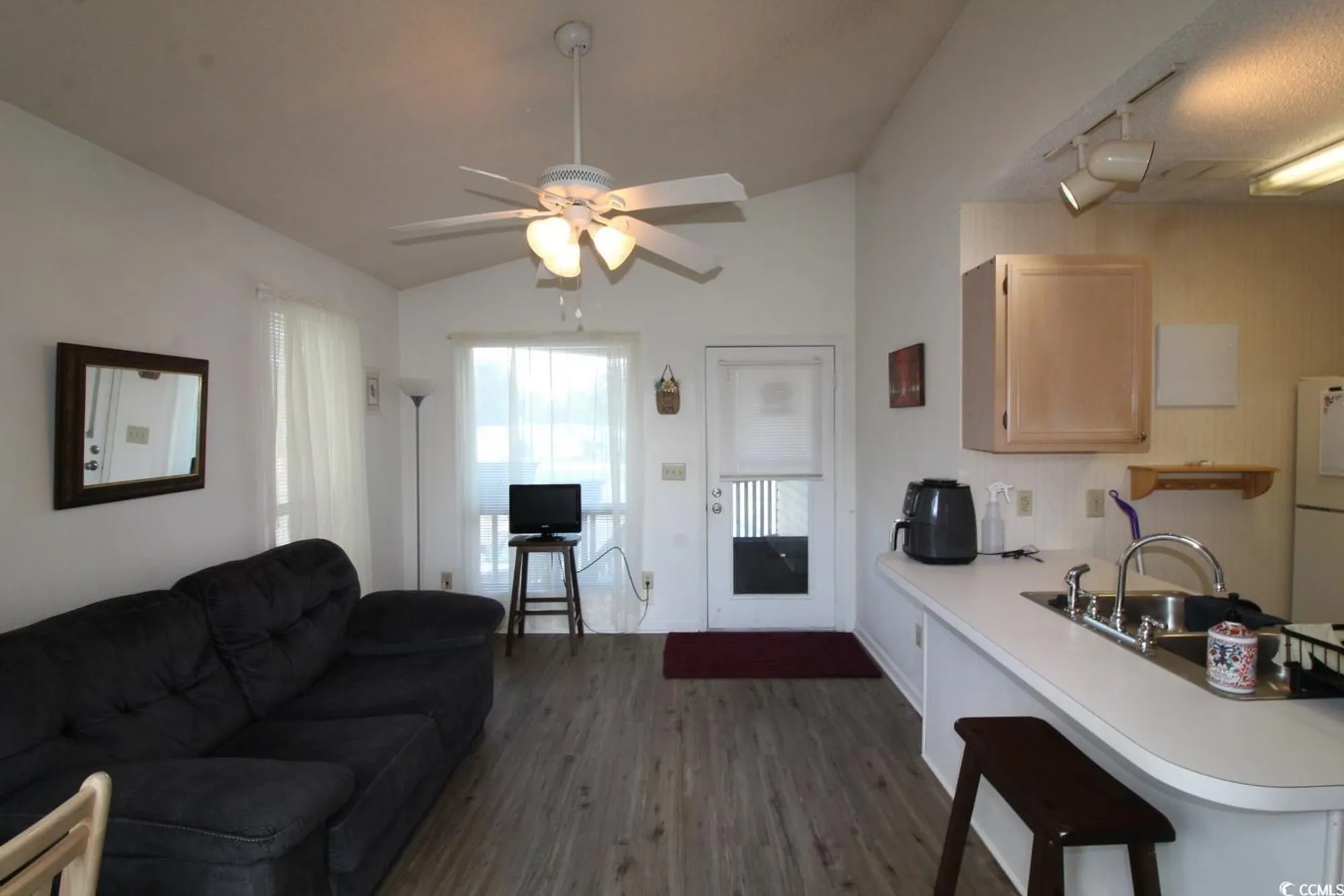 Property Slideshow image 9 of 18 | 408 tree top ct # 8-b, Myrtle Beach, SC, 29588