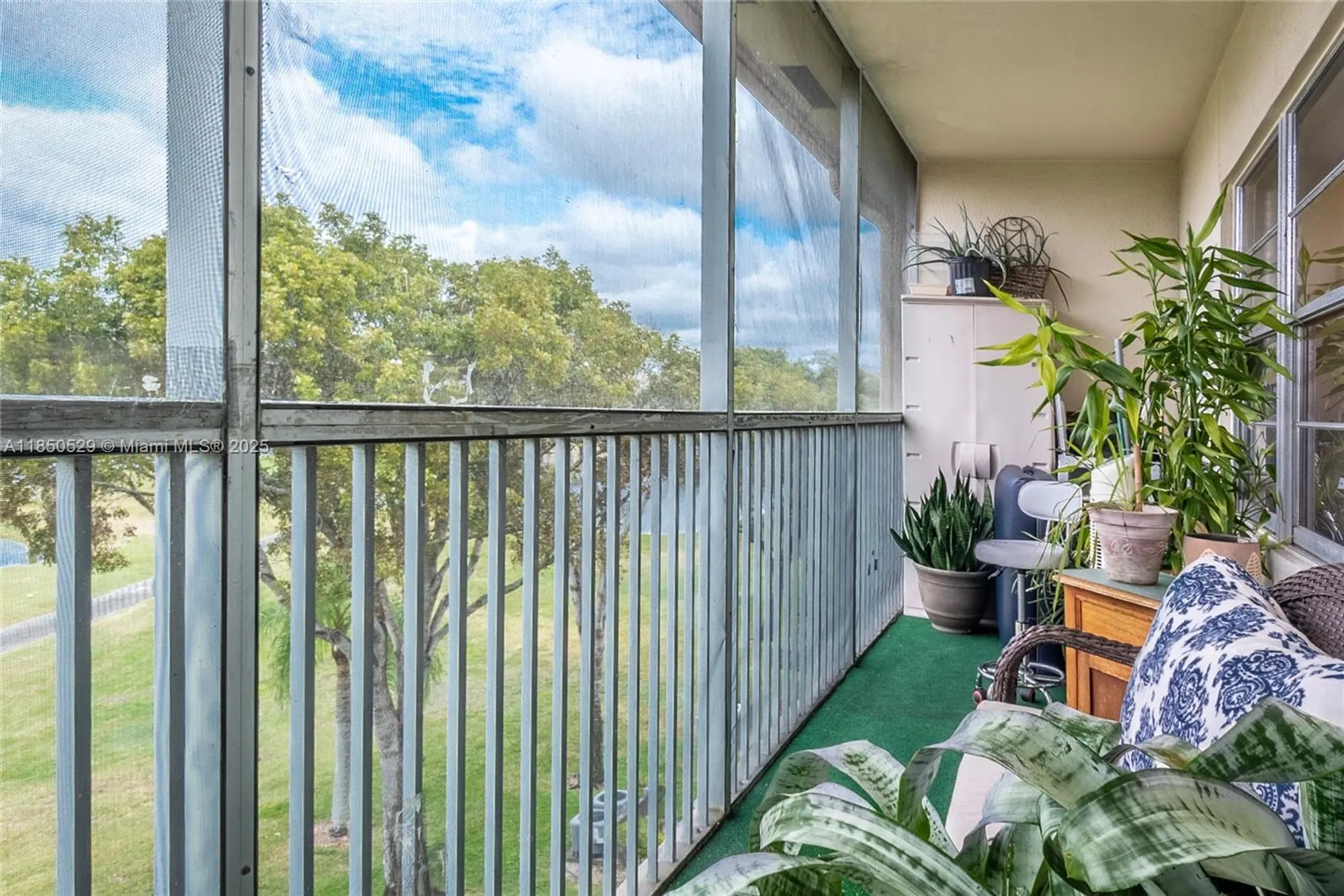 Property Slideshow image 14 of 24 | 850 sw 133rd ter b410, Pembroke Pines, FL, 33027