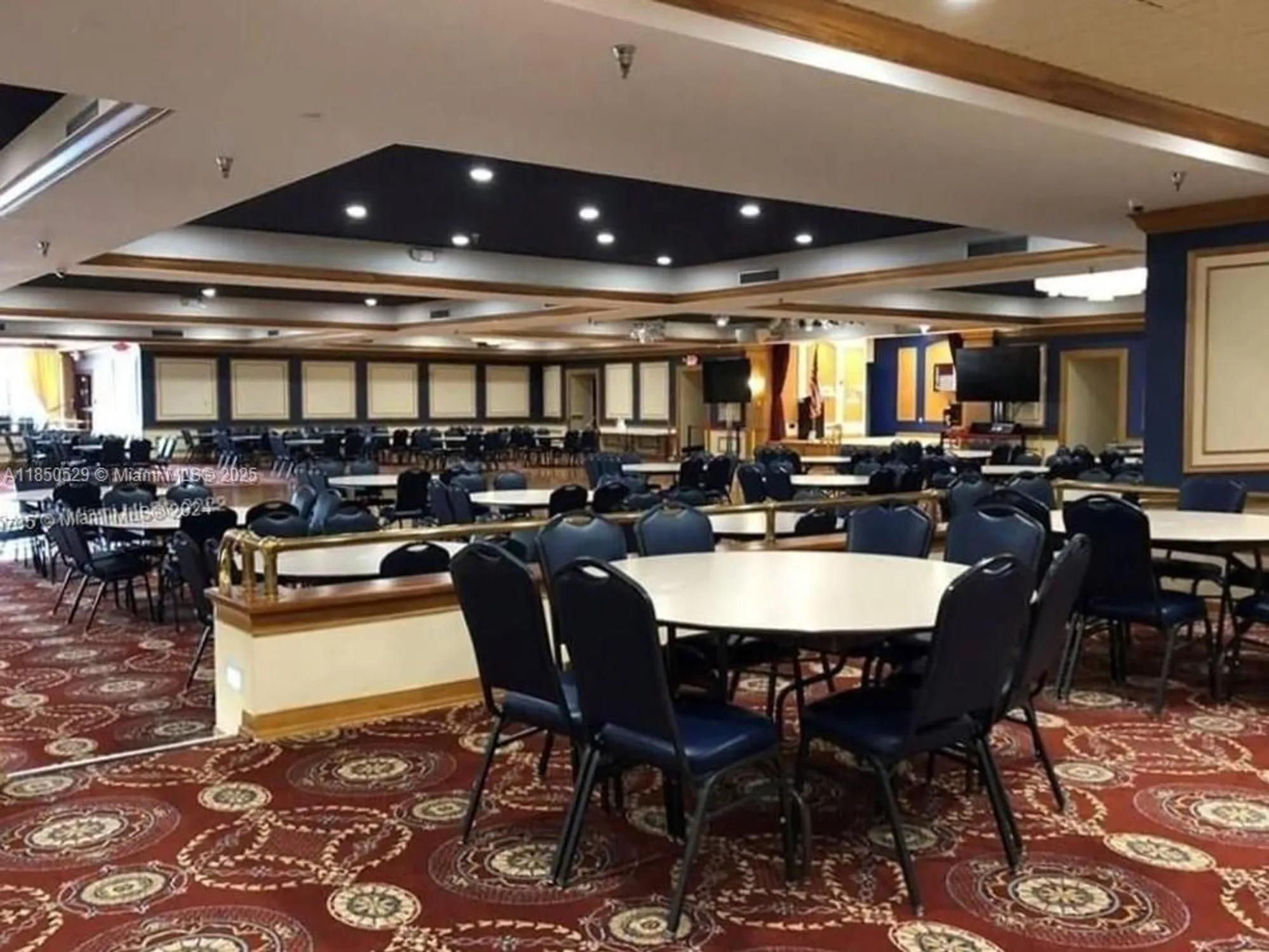 Property Slideshow image 19 of 24 | 850 sw 133rd ter b410, Pembroke Pines, FL, 33027