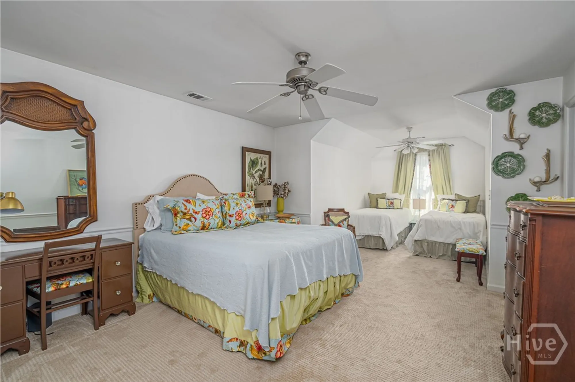 Property Slideshow image 28 of 34 | 8 windlass ct, Savannah, GA, 31411