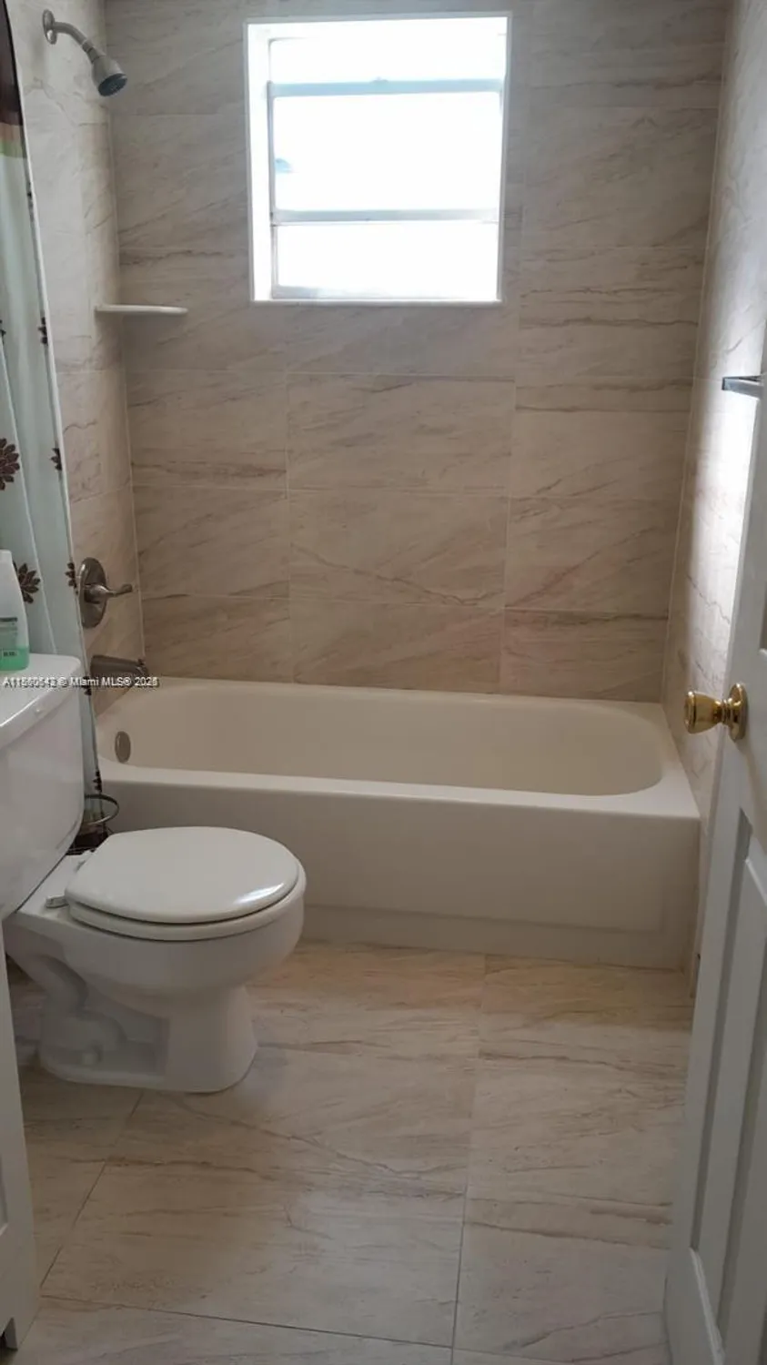 Property Slideshow image 6 of 12 | 125 normandy c # 125, Delray Beach, FL, 33484