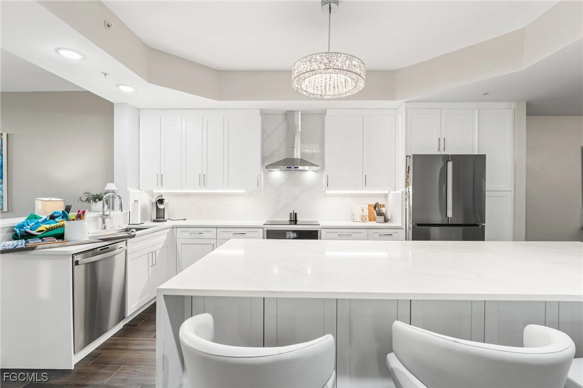 Property Slideshow image 13 of 42 | 14220 royal harbour ct 310, Fort Myers, FL, 33908