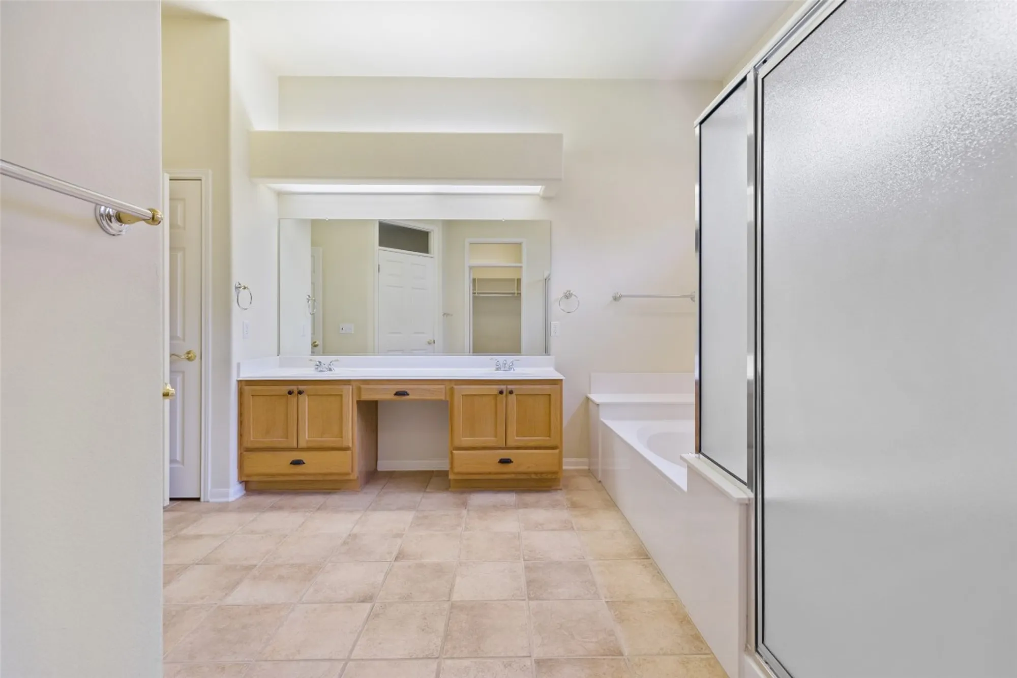 Property Slideshow image 25 of 36 | 159 scissortail trl, Georgetown, TX, 78633