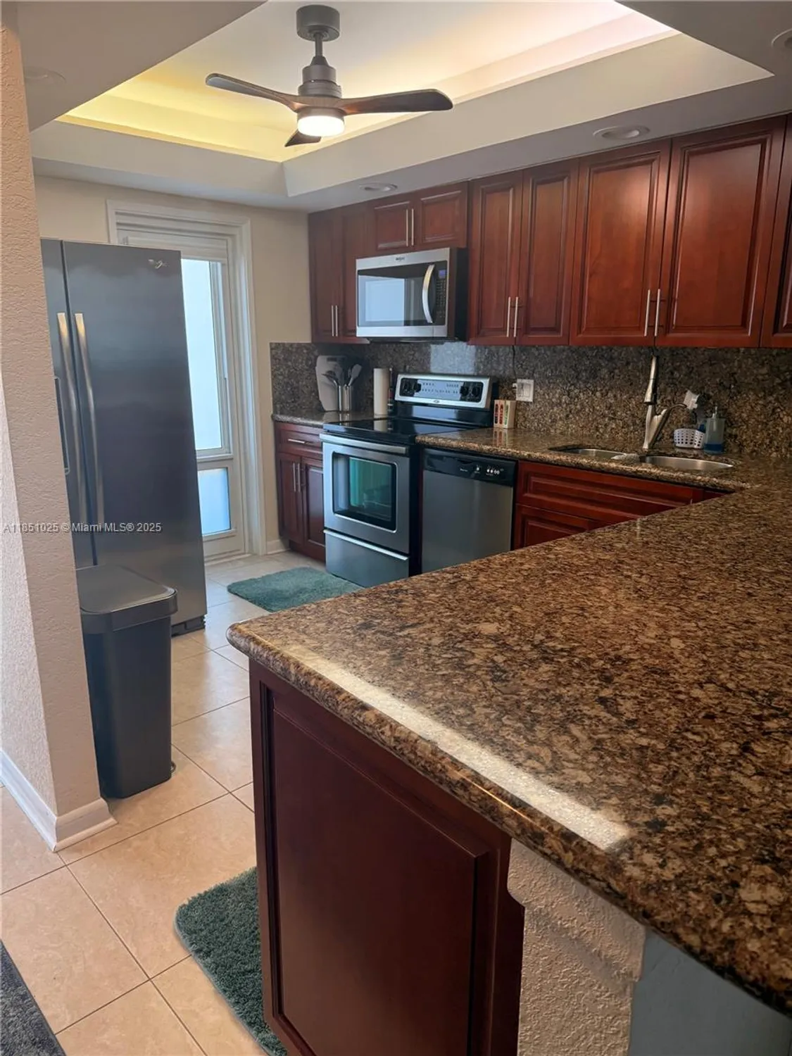 Property Slideshow image 10 of 28 | 2731 ne 14th street cswy apt 502, Pompano Beach, FL, 33062