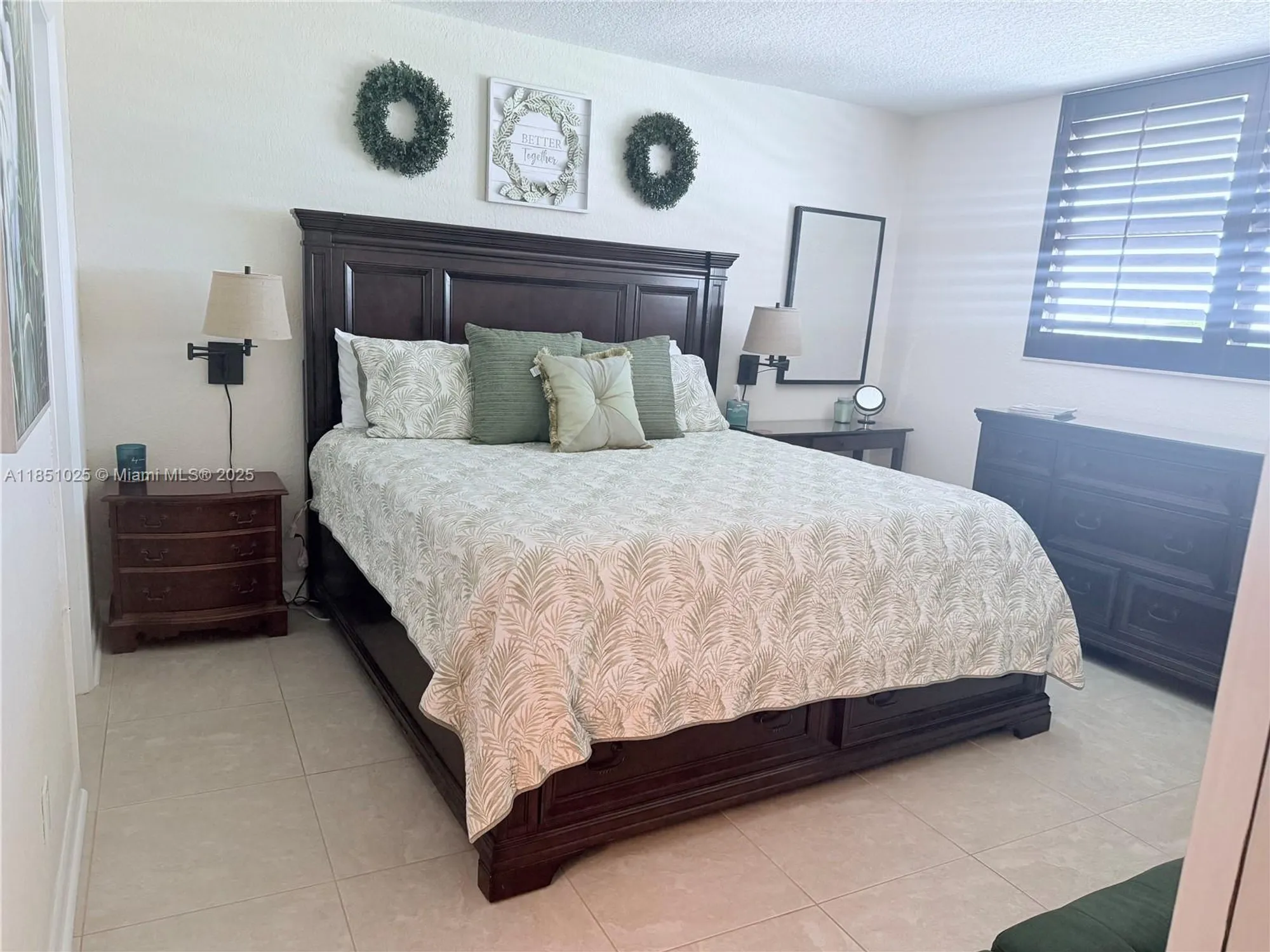 Property Slideshow image 7 of 28 | 2731 ne 14th street cswy apt 502, Pompano Beach, FL, 33062
