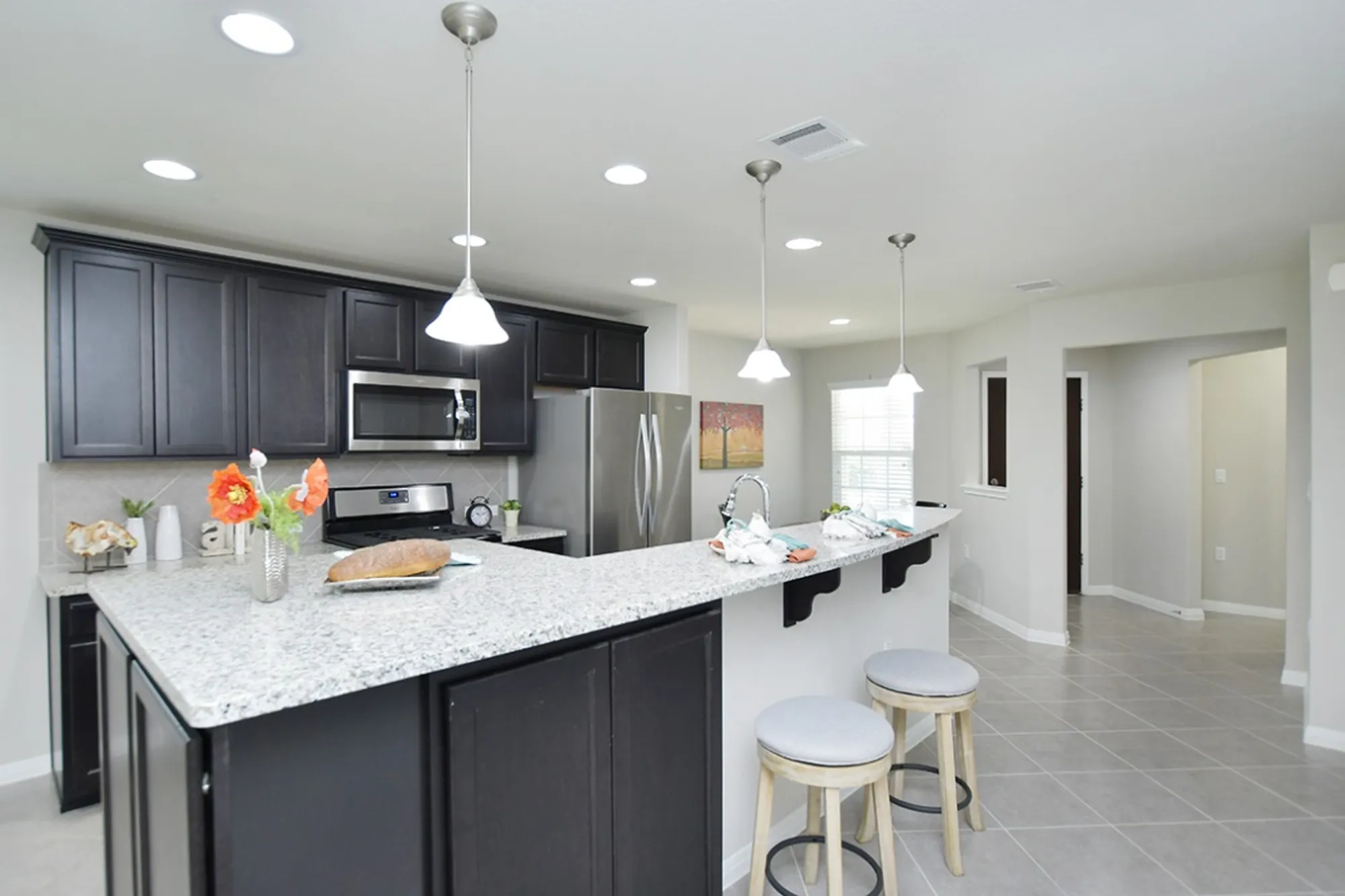 Property Slideshow image 10 of 28 | 231 hobby st, Georgetown, TX, 78633