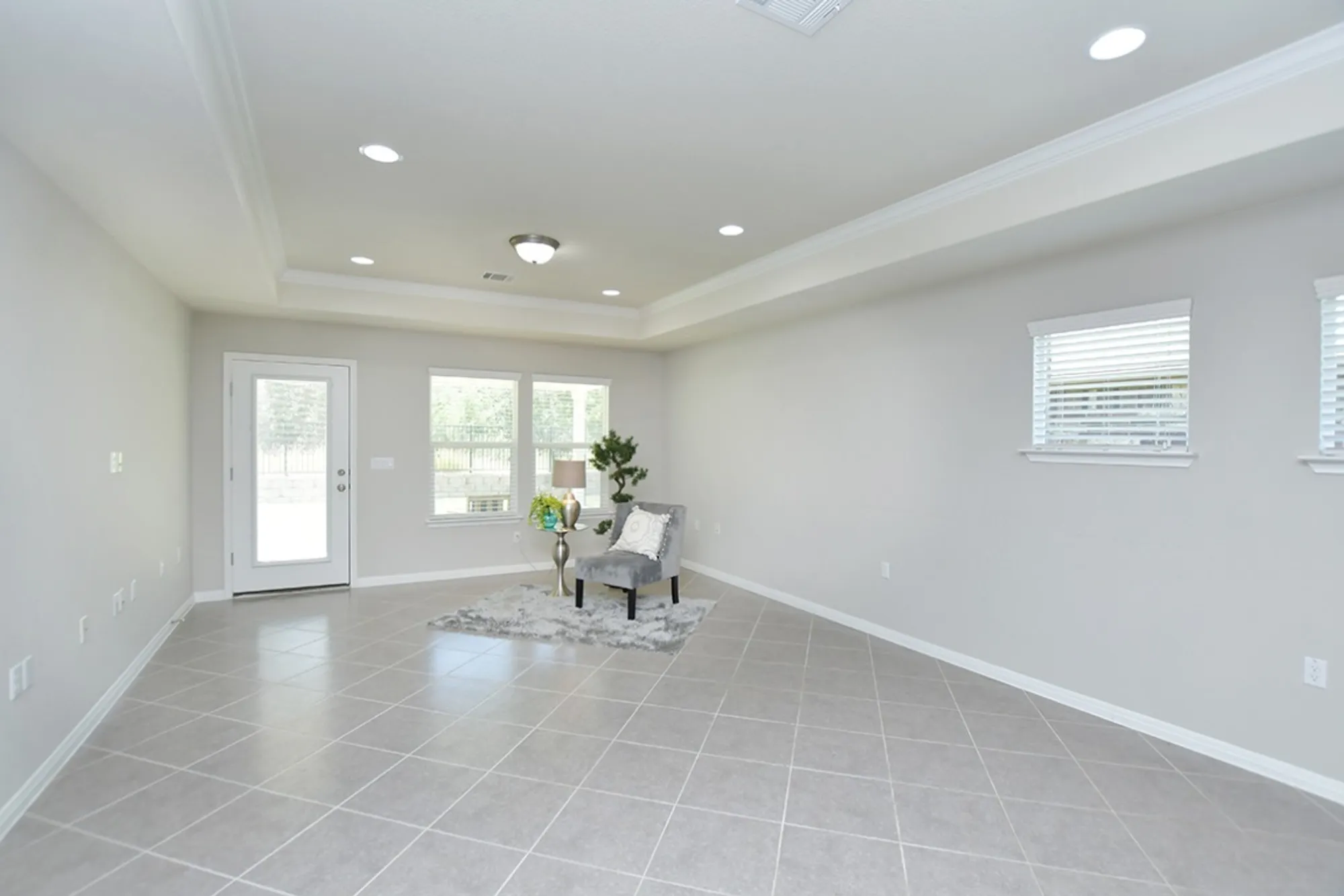 Property Slideshow image 13 of 28 | 231 hobby st, Georgetown, TX, 78633