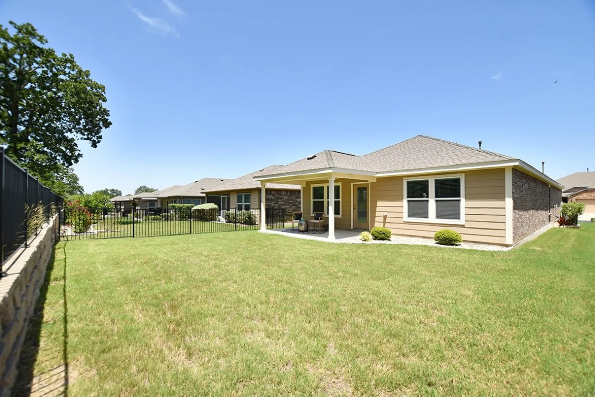 Property Slideshow image 28 of 28 | 231 hobby st, Georgetown, TX, 78633