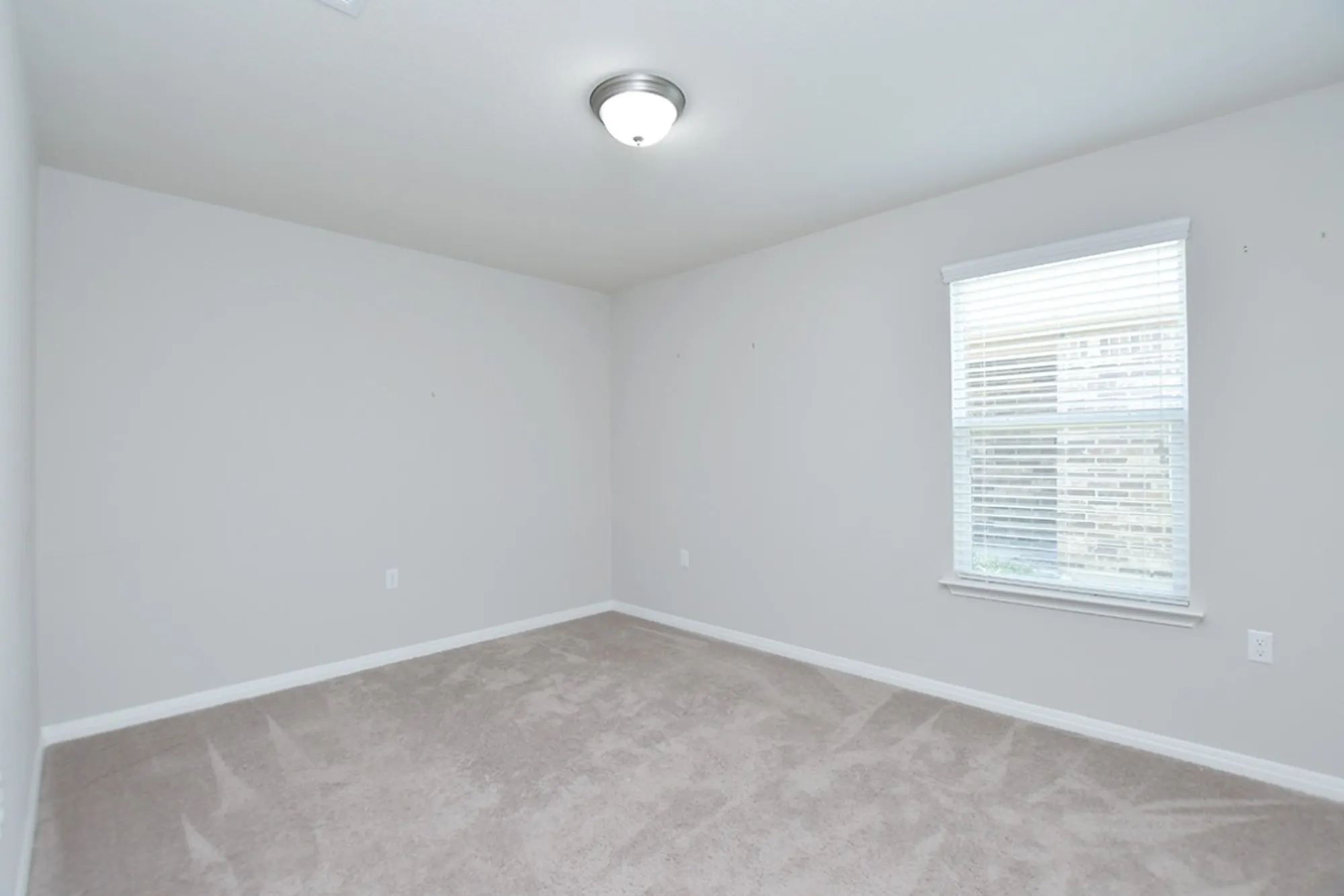 Property Slideshow image 22 of 28 | 231 hobby st, Georgetown, TX, 78633