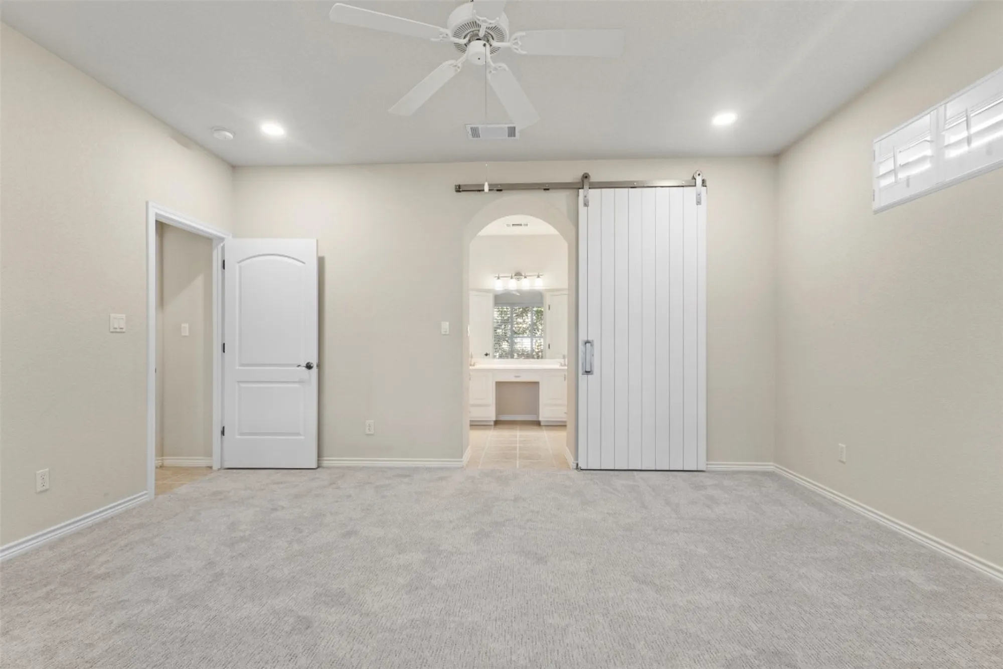 Property Slideshow image 20 of 38 | 304 brazos dr, Georgetown, TX, 78628