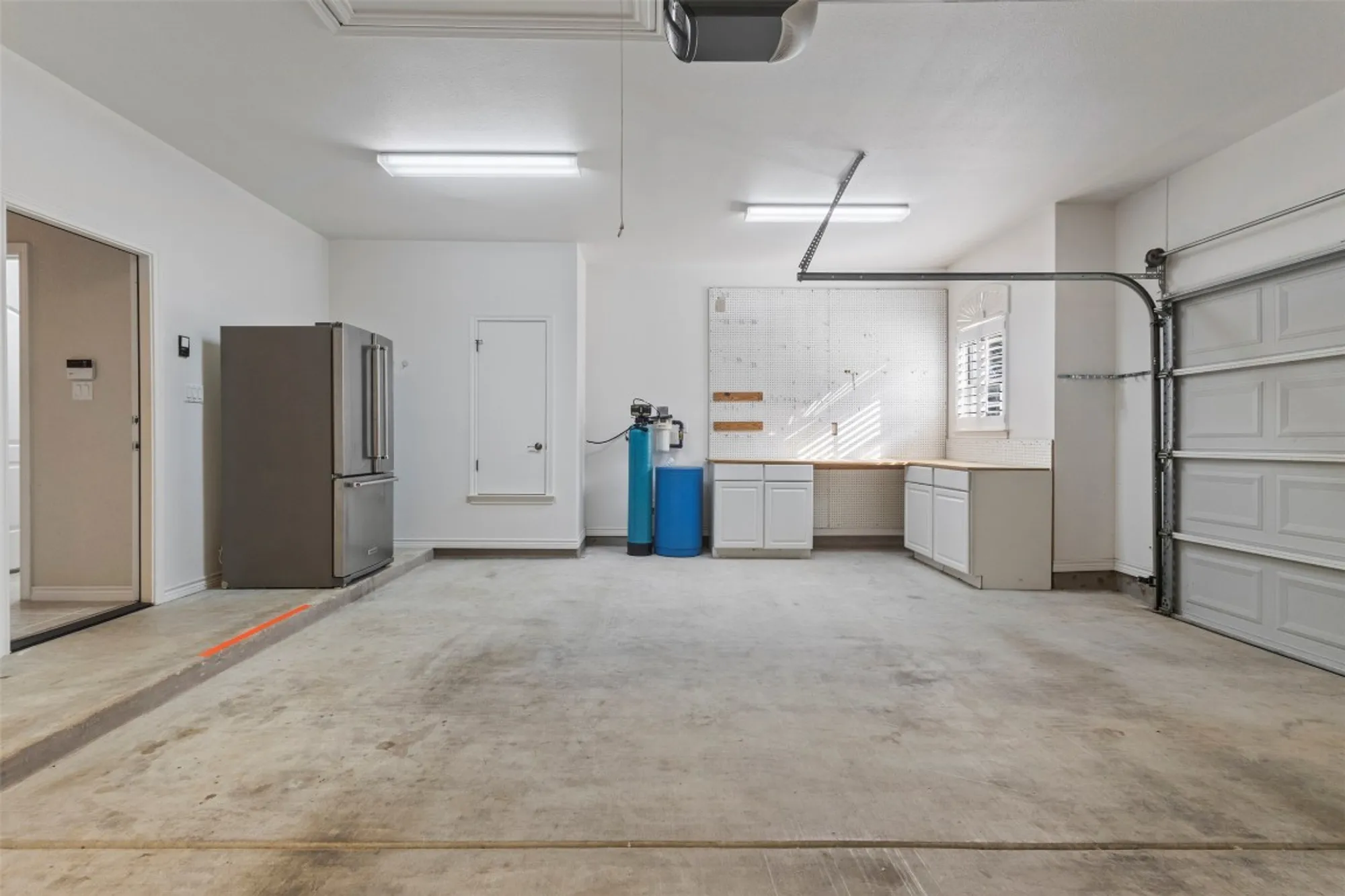 Property Slideshow image 36 of 38 | 304 brazos dr, Georgetown, TX, 78628