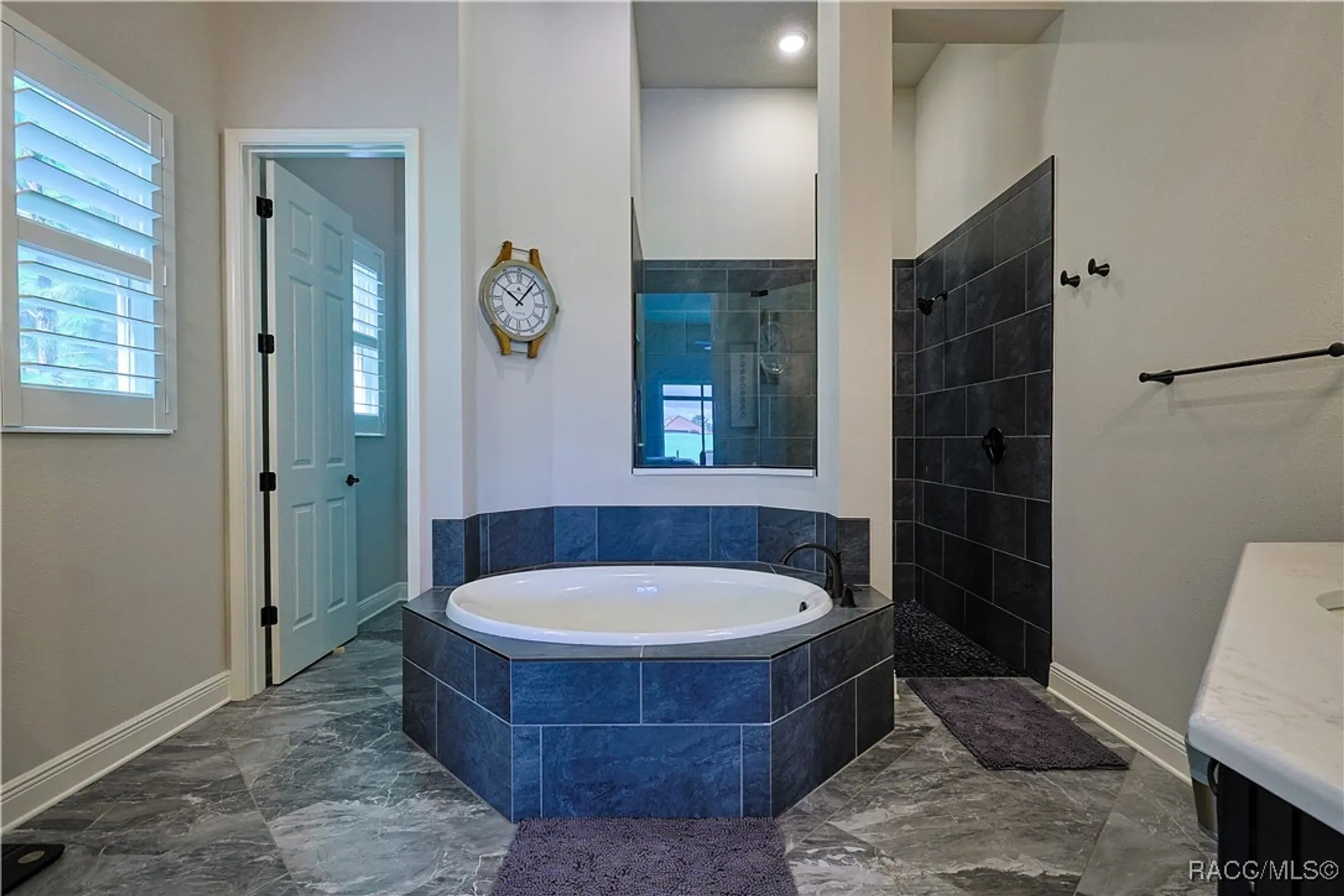 Property Slideshow image 32 of 95 | 2308 n peakview loop, Hernando, FL, 34442