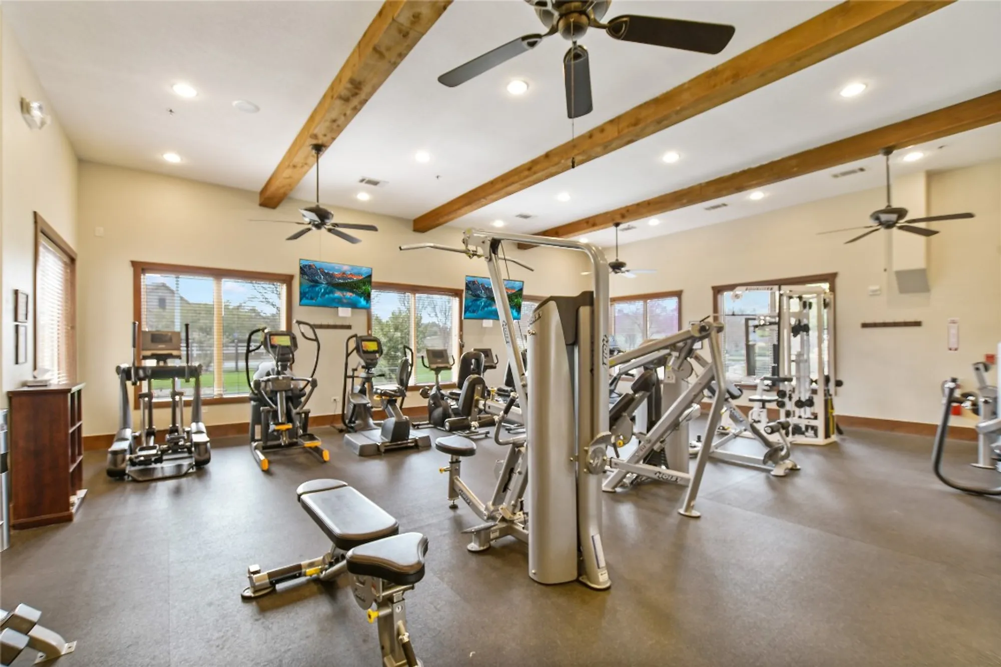 Property Slideshow image 31 of 36 | 817 sierra blanco loop, Georgetown, TX, 78633