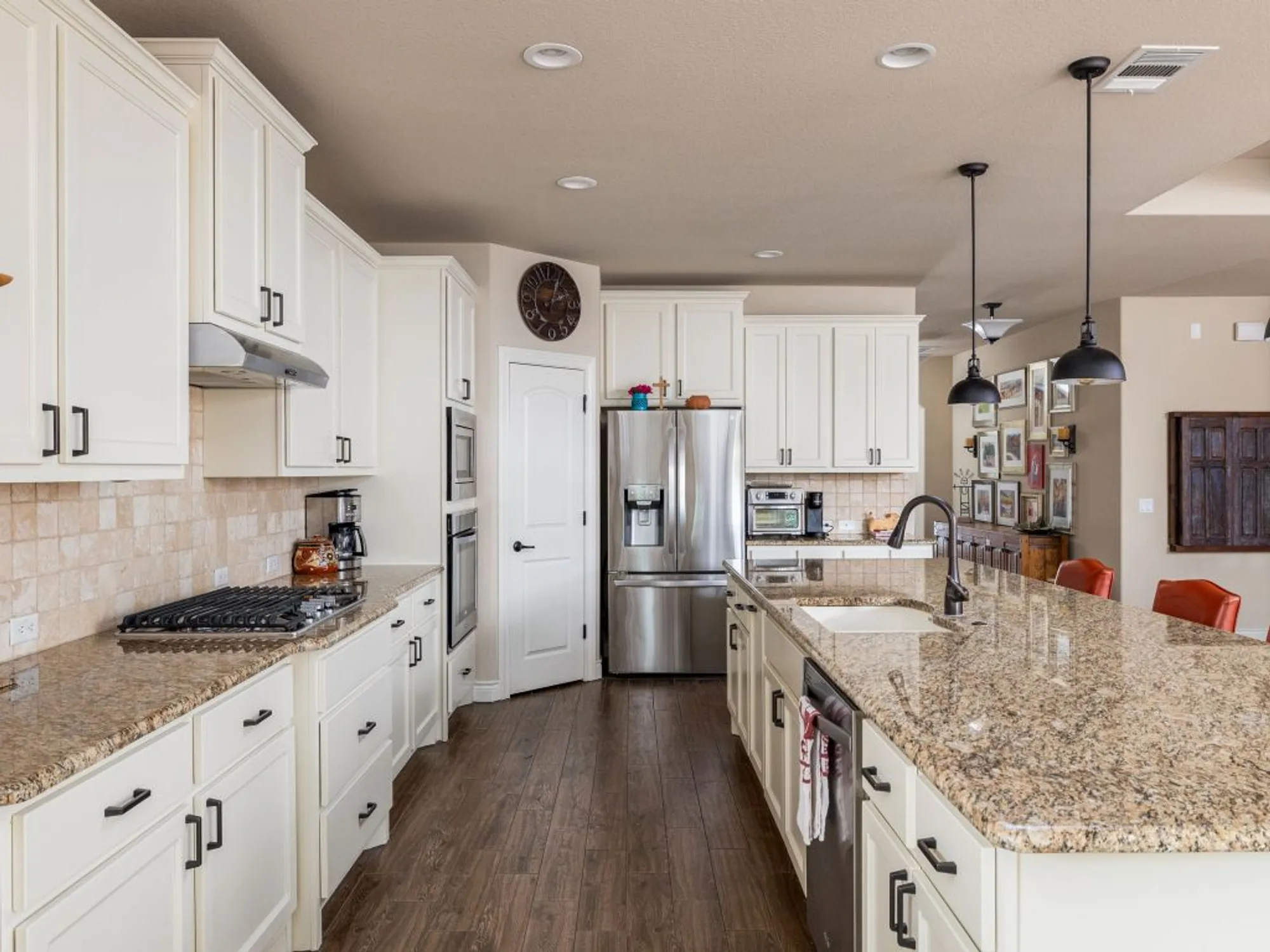 Property Slideshow image 9 of 36 | 817 sierra blanco loop, Georgetown, TX, 78633