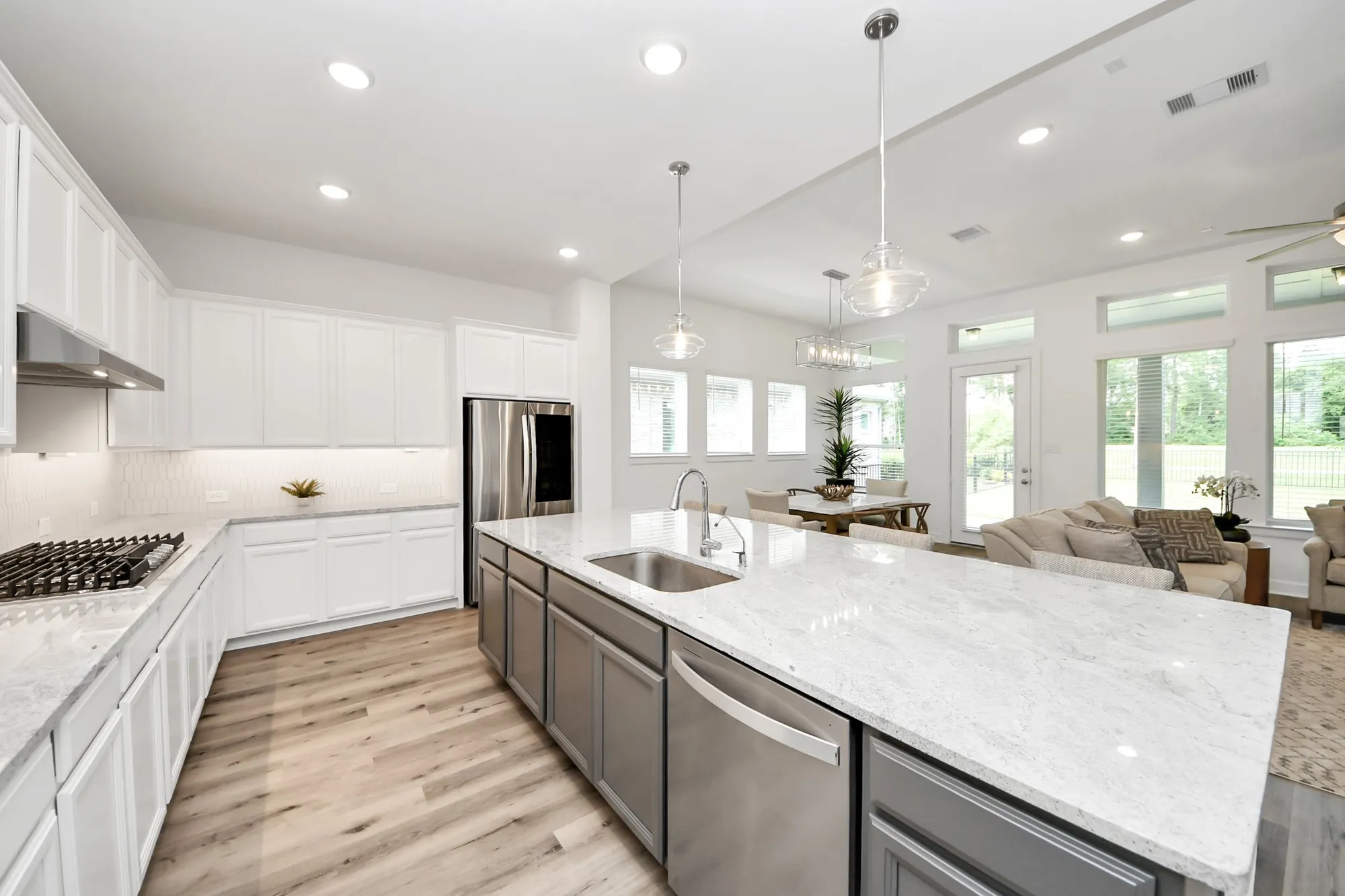 Property Slideshow image 10 of 33 | 7523 congress trail way, Porter, TX, 77365