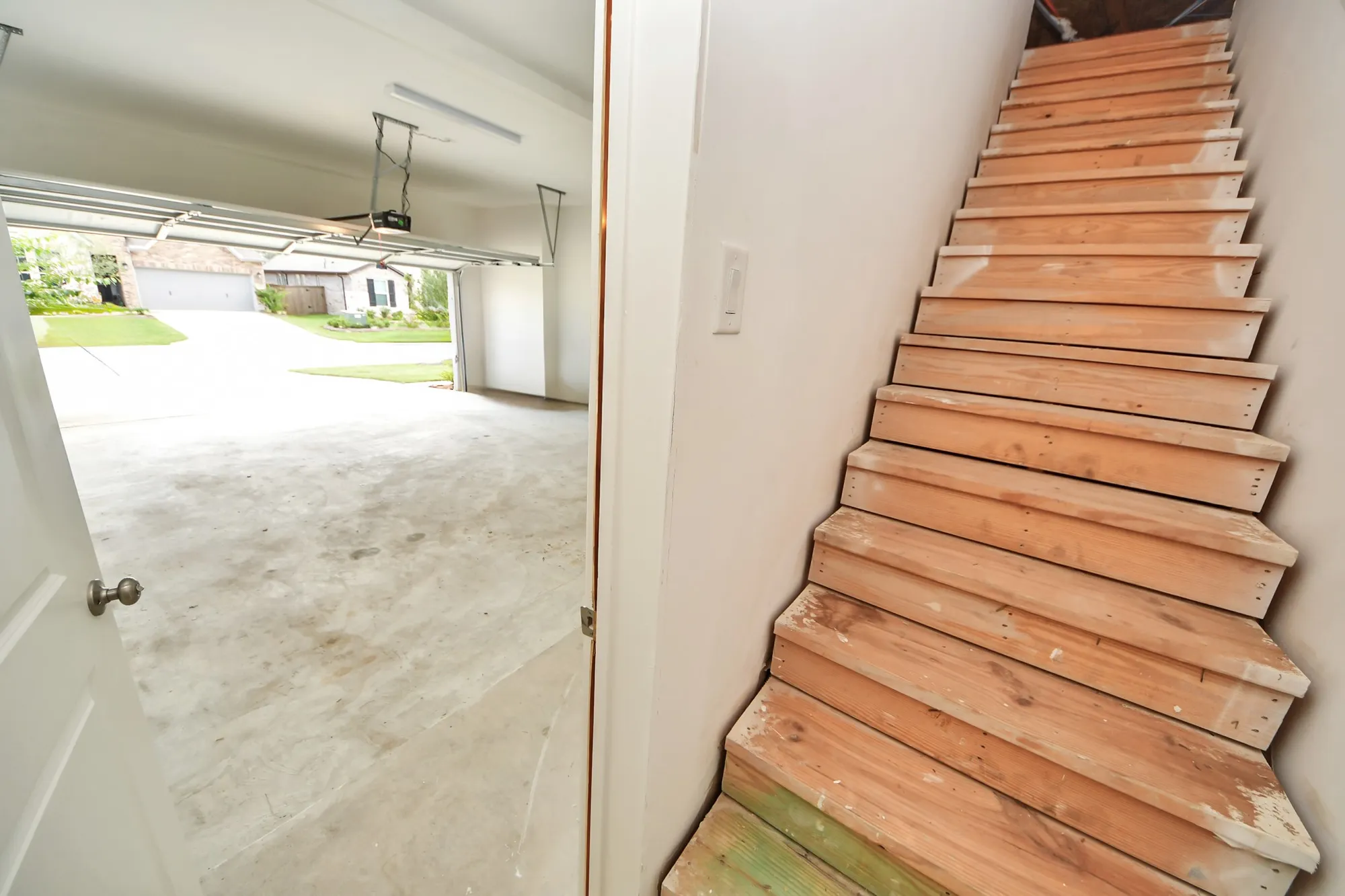 Property Slideshow image 26 of 33 | 7523 congress trail way, Porter, TX, 77365