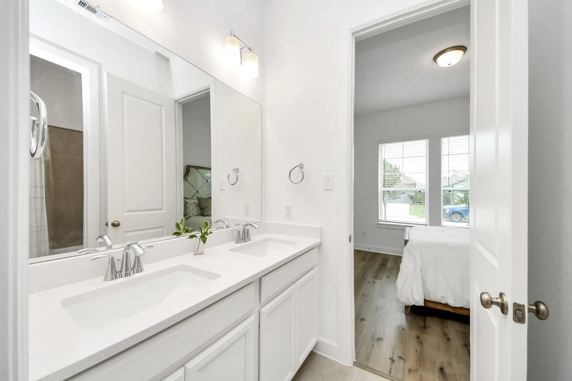 Property Slideshow image 7 of 33 | 7523 congress trail way, Porter, TX, 77365