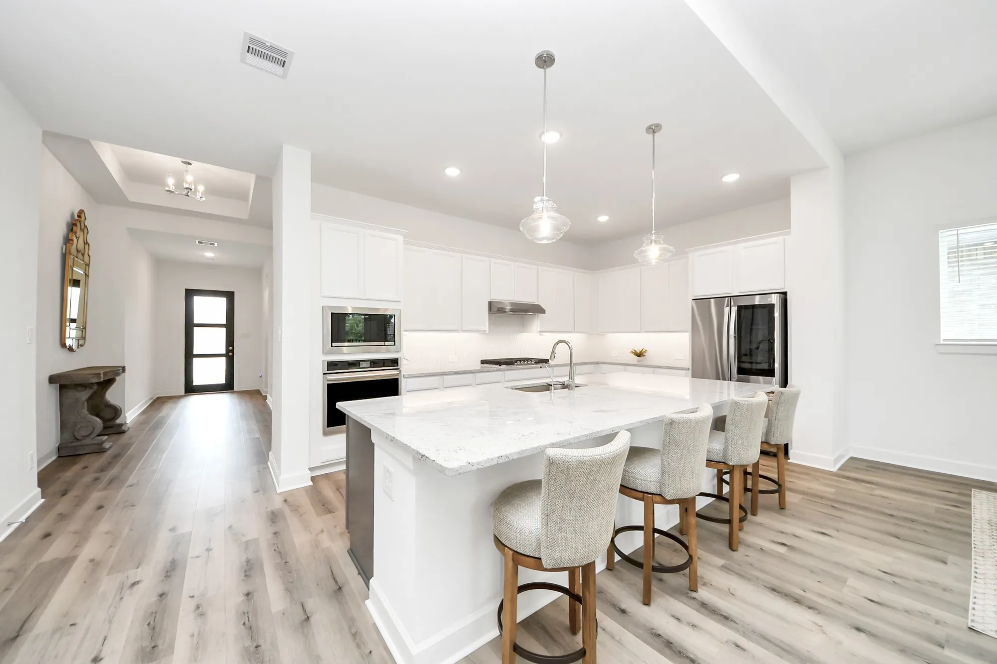 Property Slideshow image 8 of 33 | 7523 congress trail way, Porter, TX, 77365