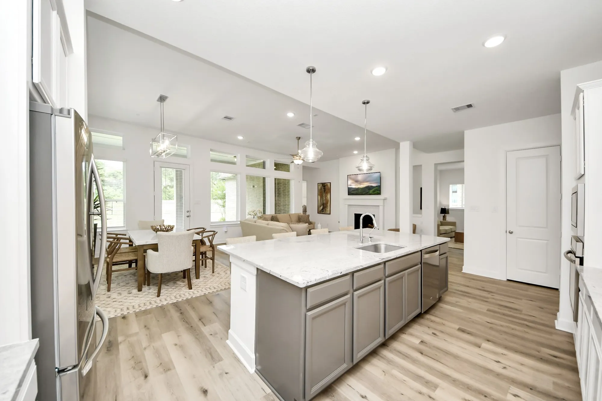 Property Slideshow image 9 of 33 | 7523 congress trail way, Porter, TX, 77365