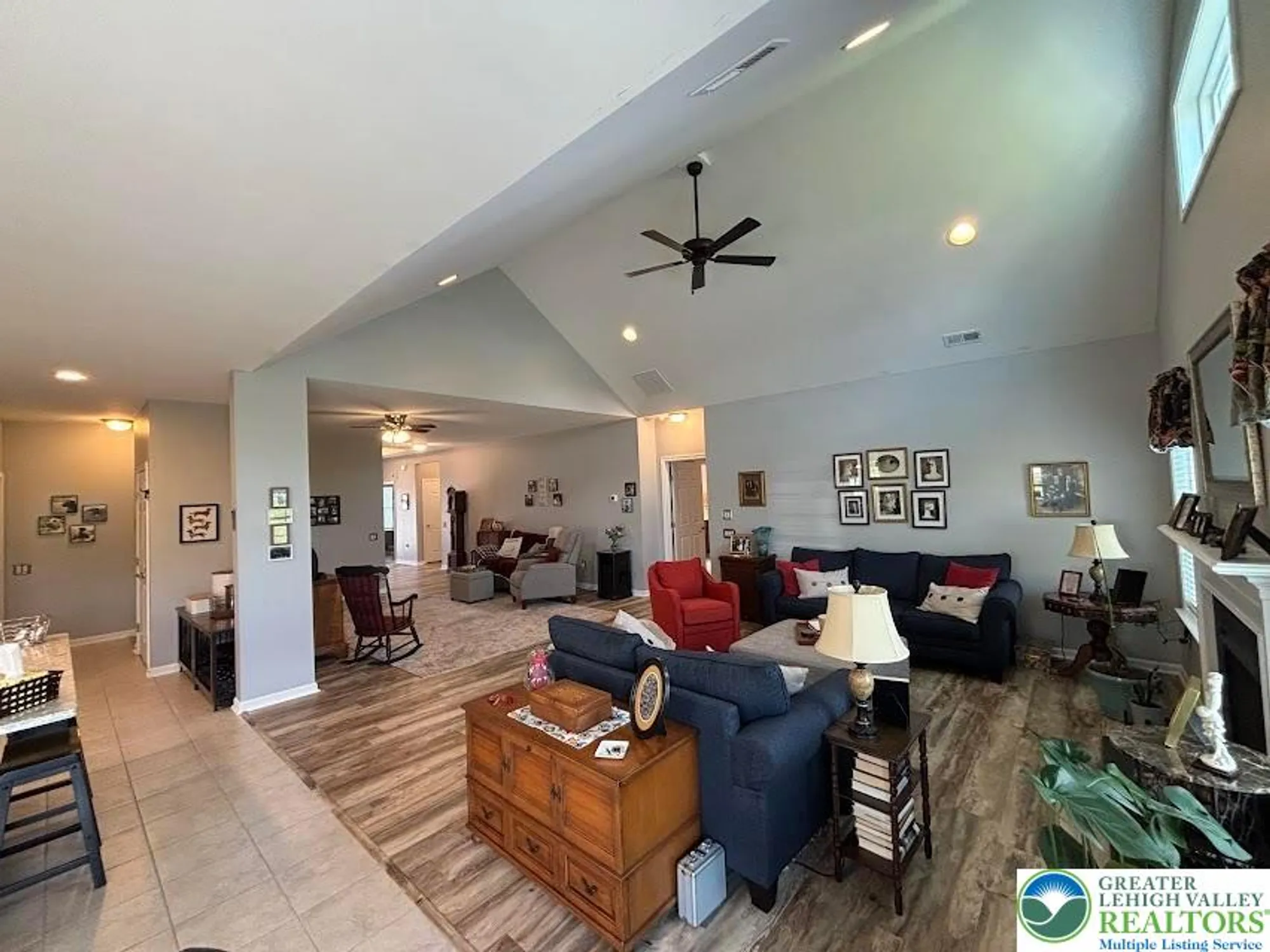 Property Slideshow image 17 of 36 | 3803 loyal ln, Easton, PA, 18045