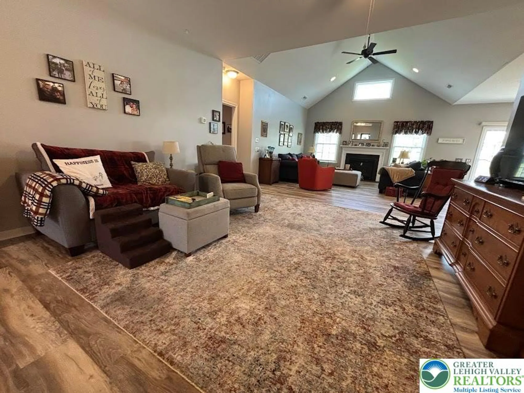 Property Slideshow image 19 of 36 | 3803 loyal ln, Easton, PA, 18045