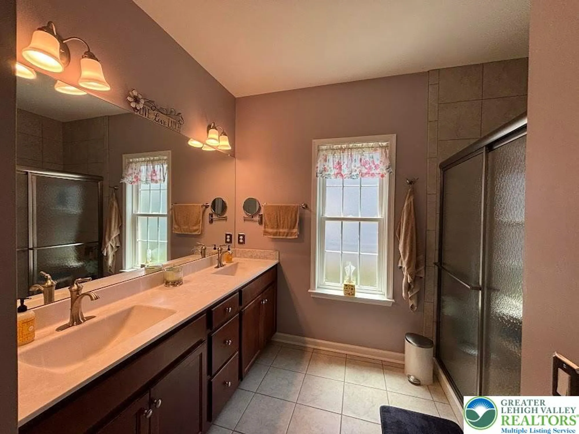 Property Slideshow image 31 of 36 | 3803 loyal ln, Easton, PA, 18045