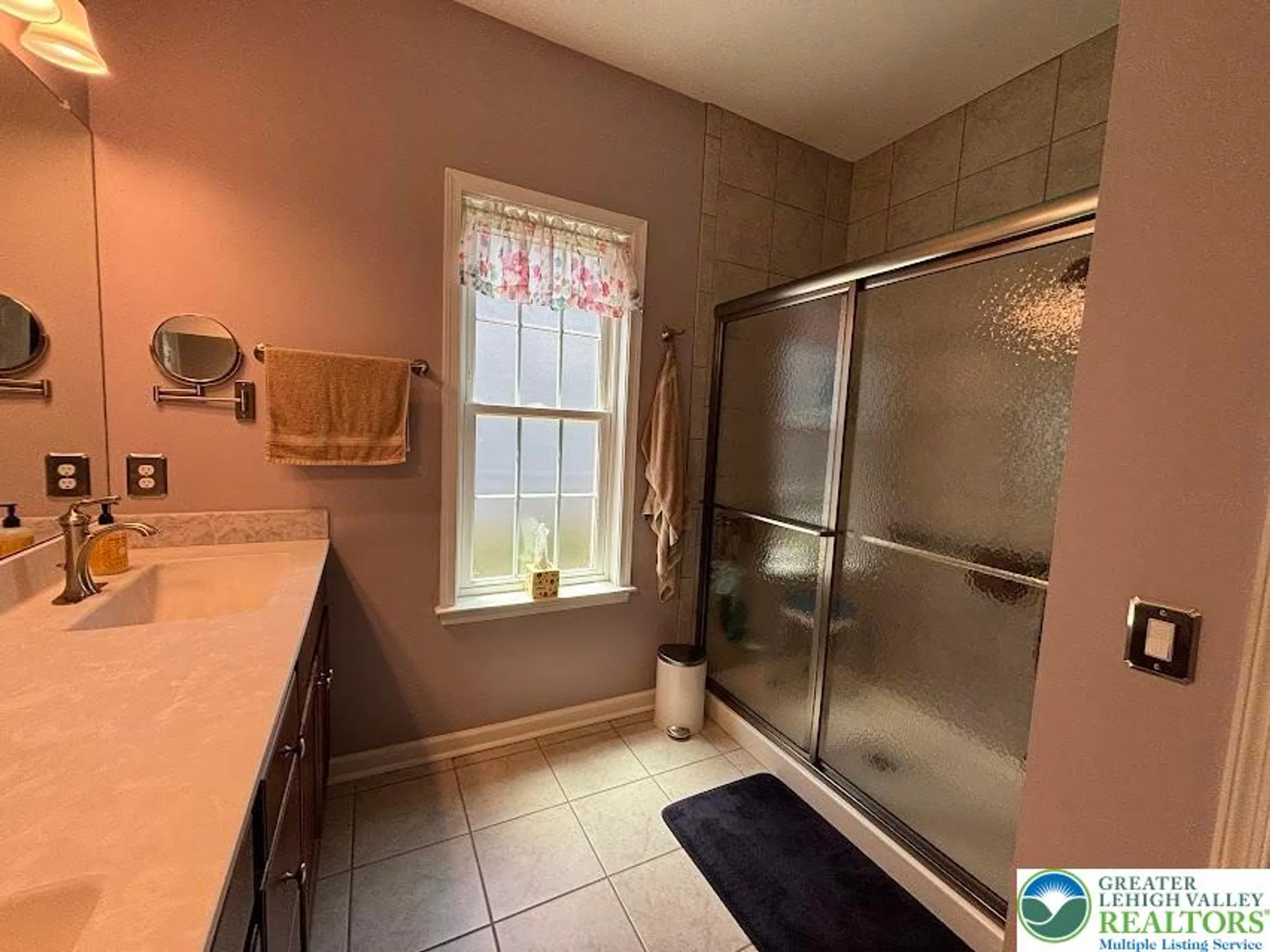 Property Slideshow image 32 of 36 | 3803 loyal ln, Easton, PA, 18045