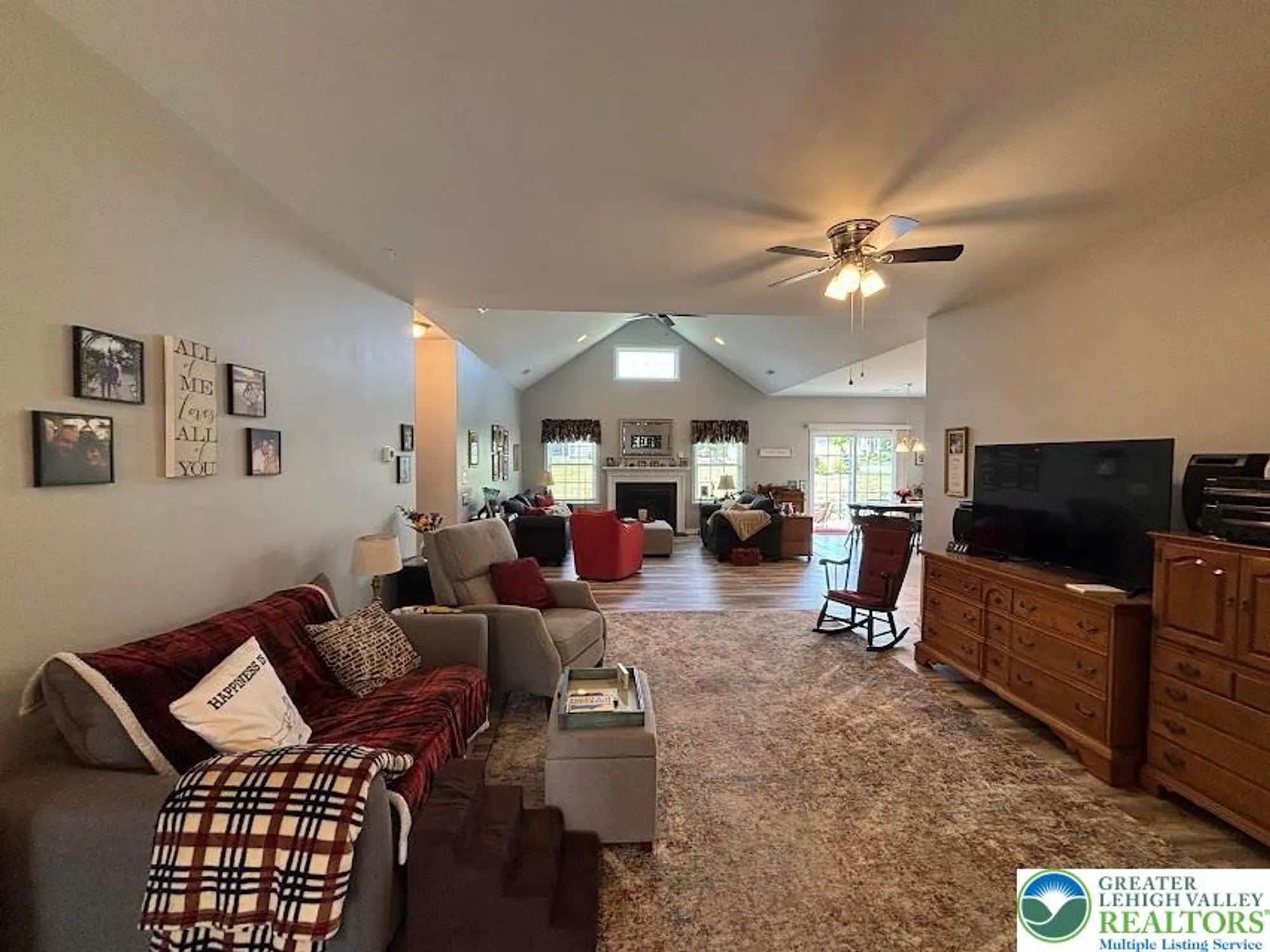 Property Slideshow image 6 of 36 | 3803 loyal ln, Easton, PA, 18045
