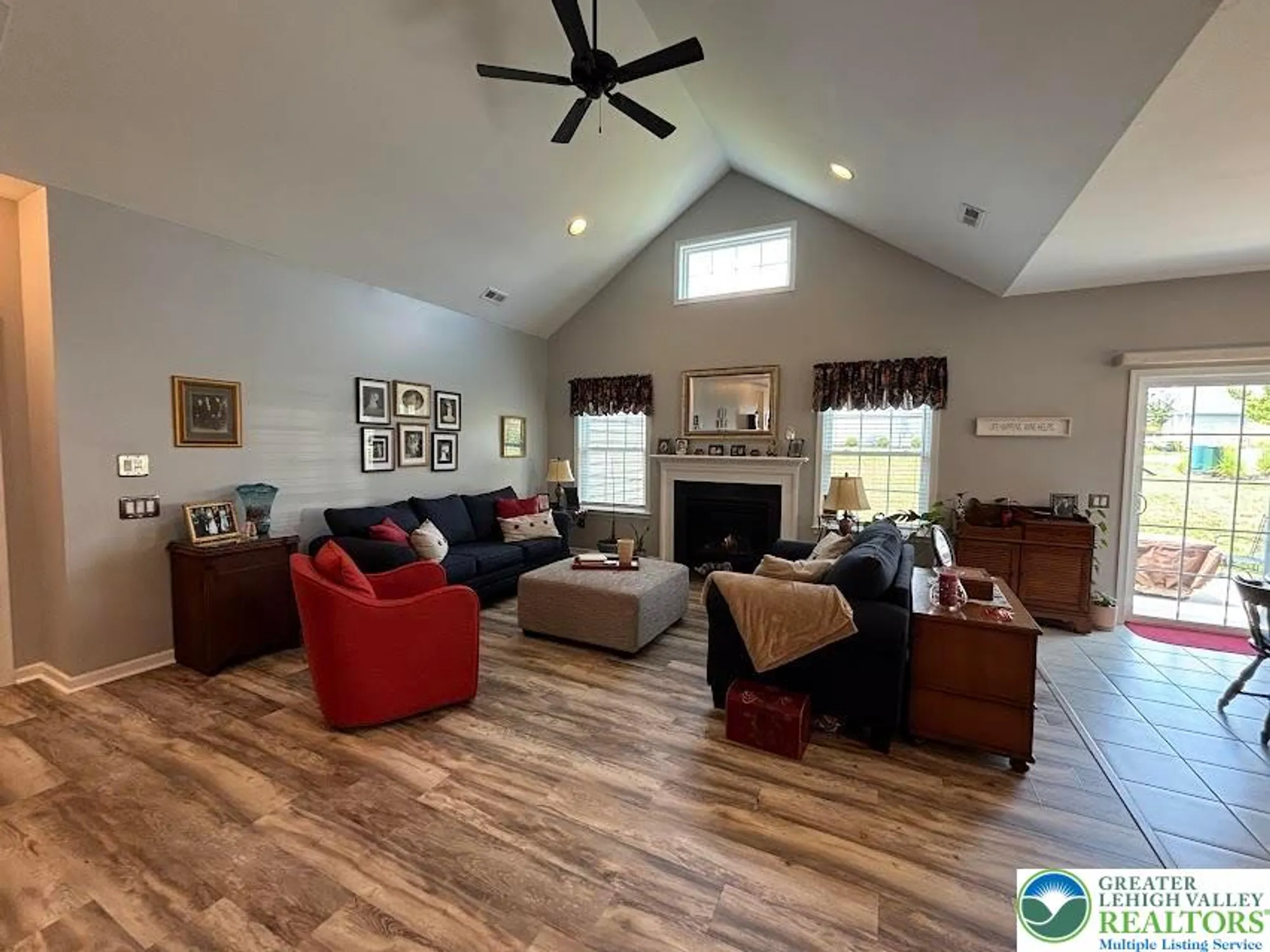 Property Slideshow image 7 of 36 | 3803 loyal ln, Easton, PA, 18045