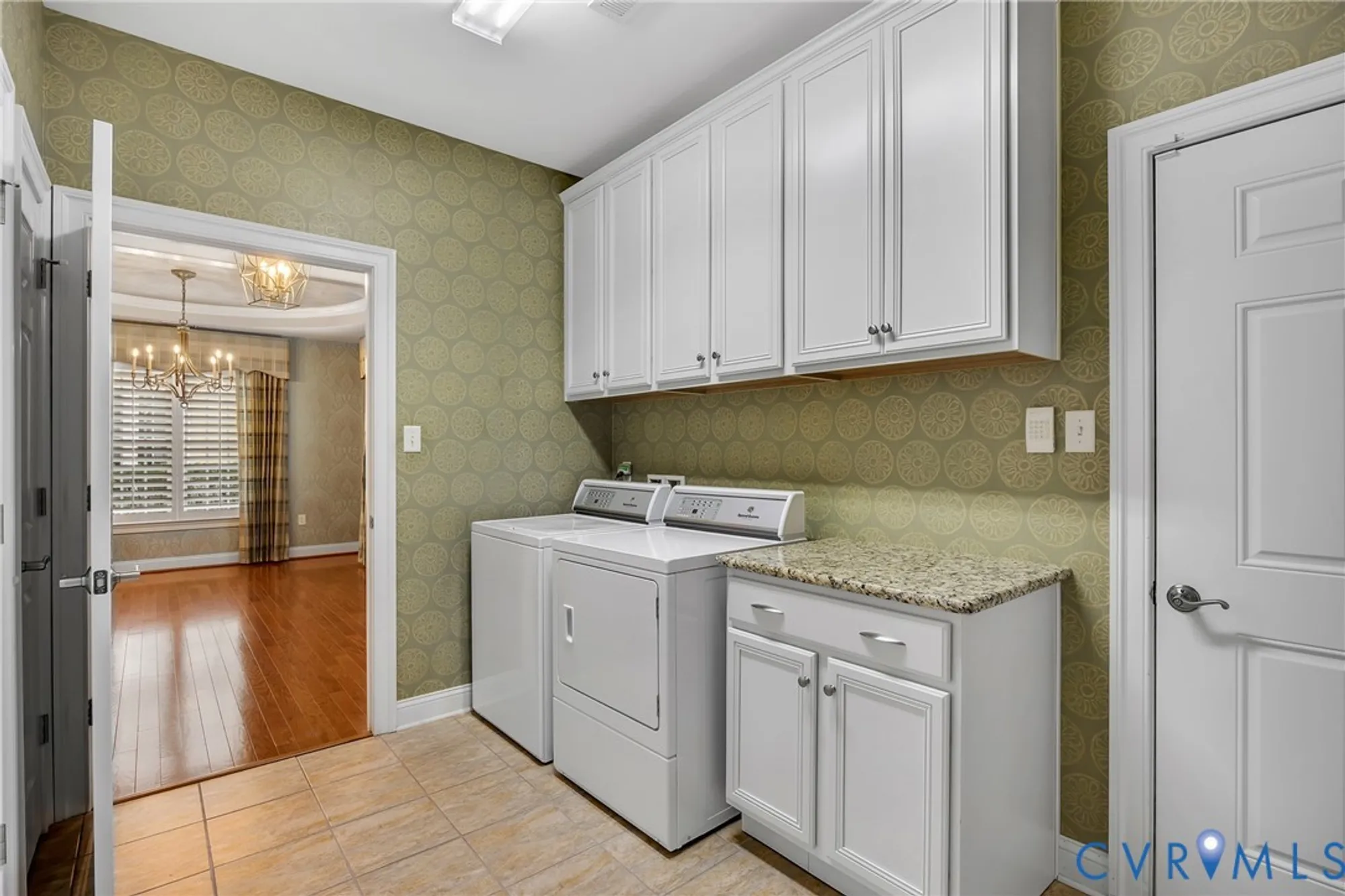 Property Slideshow image 34 of 47 | 10011 berry pond ln, Mechanicsville, VA, 23116