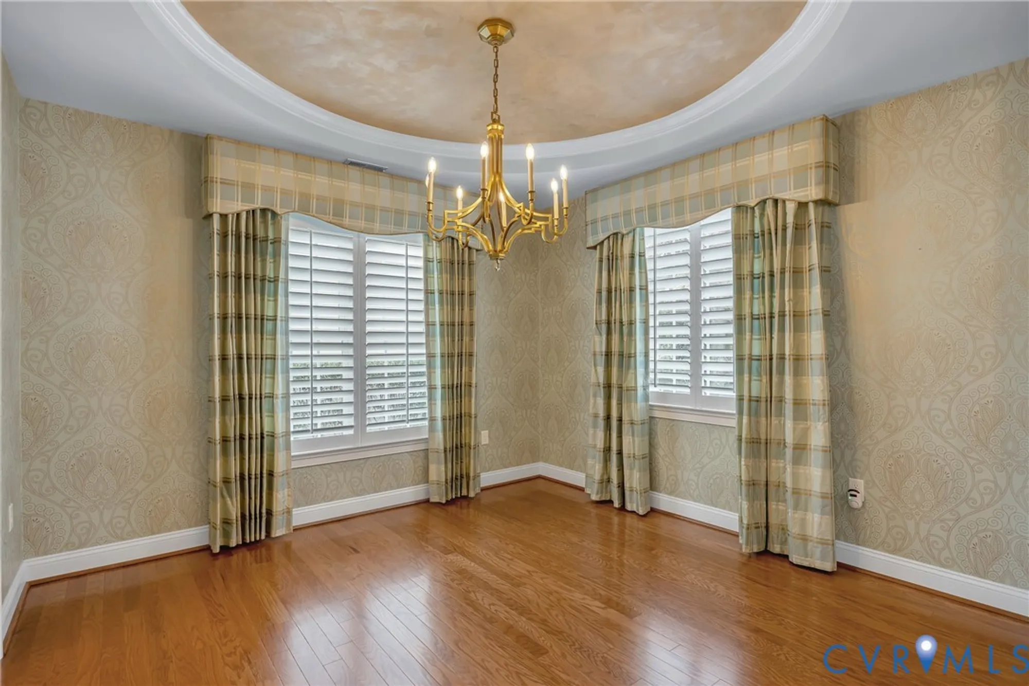 Property Slideshow image 5 of 47 | 10011 berry pond ln, Mechanicsville, VA, 23116