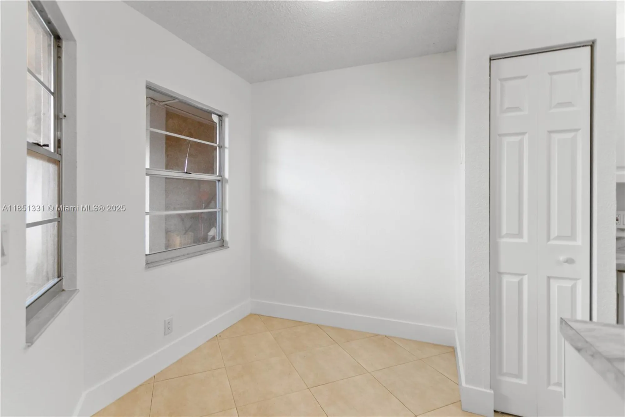 Property Slideshow image 17 of 56 | 1400 sw 124th ter 109q, Pembroke Pines, FL, 33027