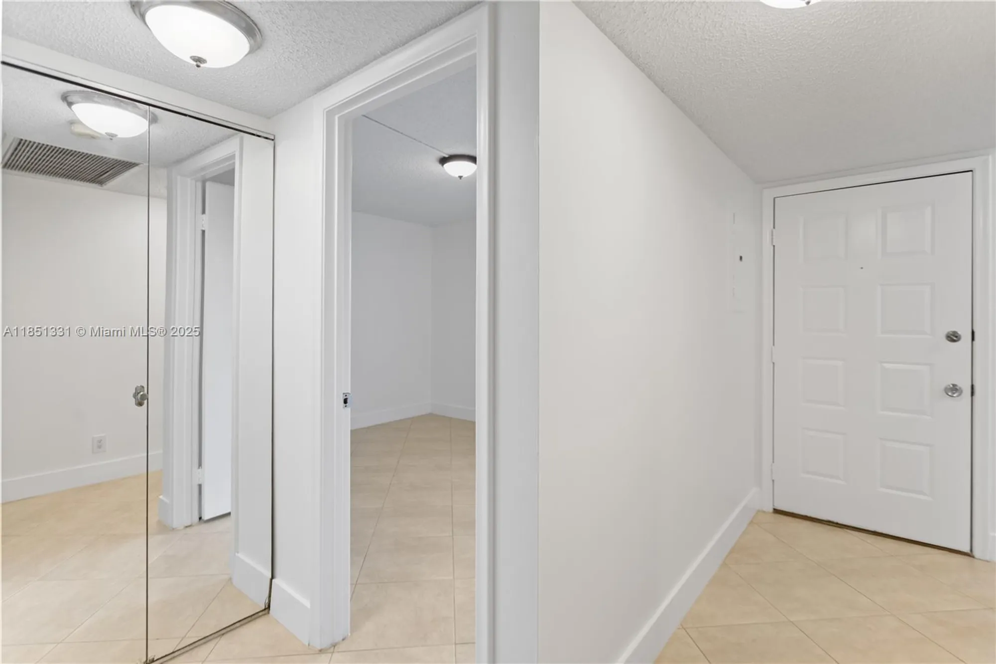 Property Slideshow image 26 of 56 | 1400 sw 124th ter 109q, Pembroke Pines, FL, 33027