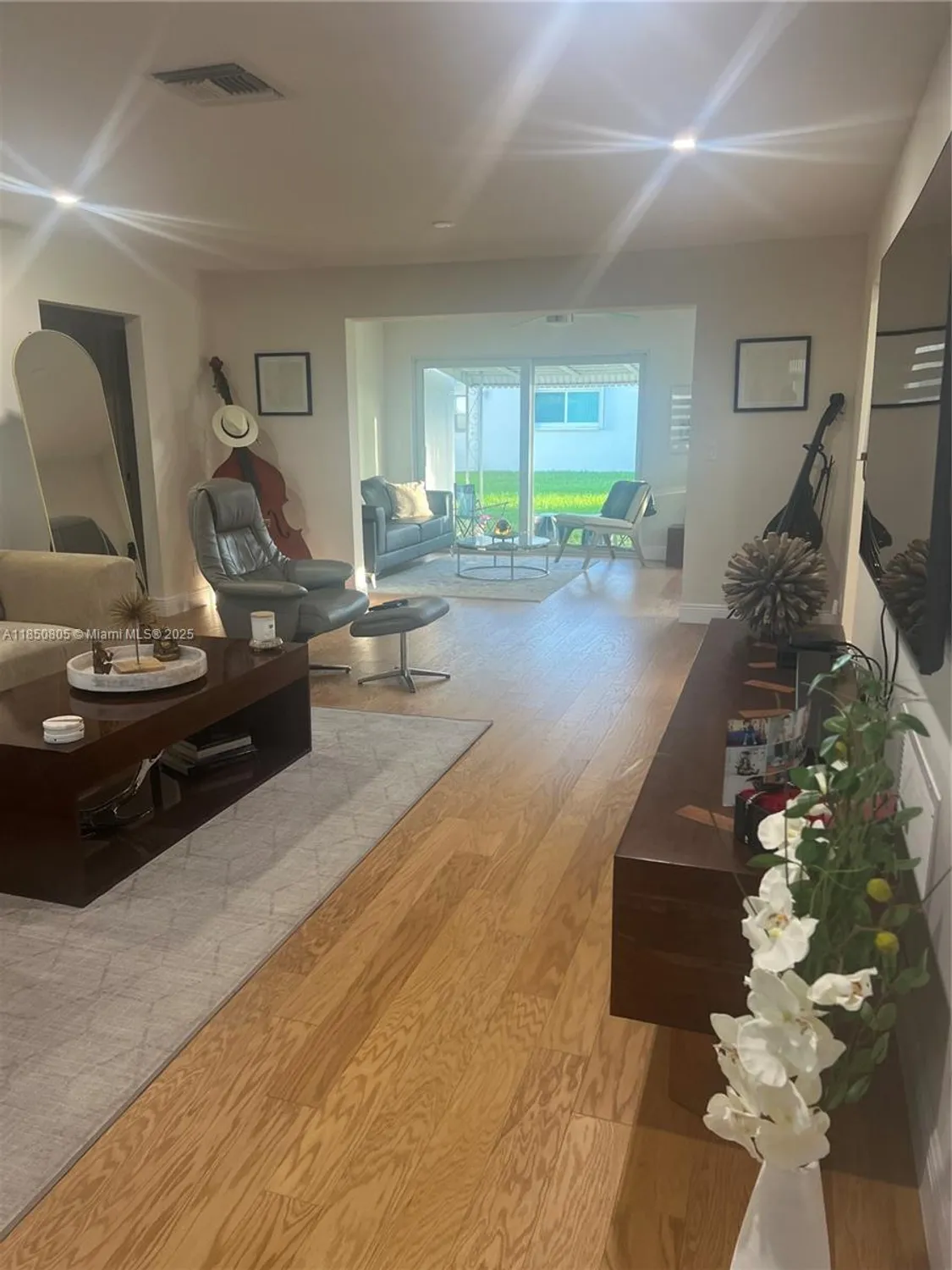 Property Slideshow image 15 of 53 | 8221 nw 14th st, Plantation, FL, 33322