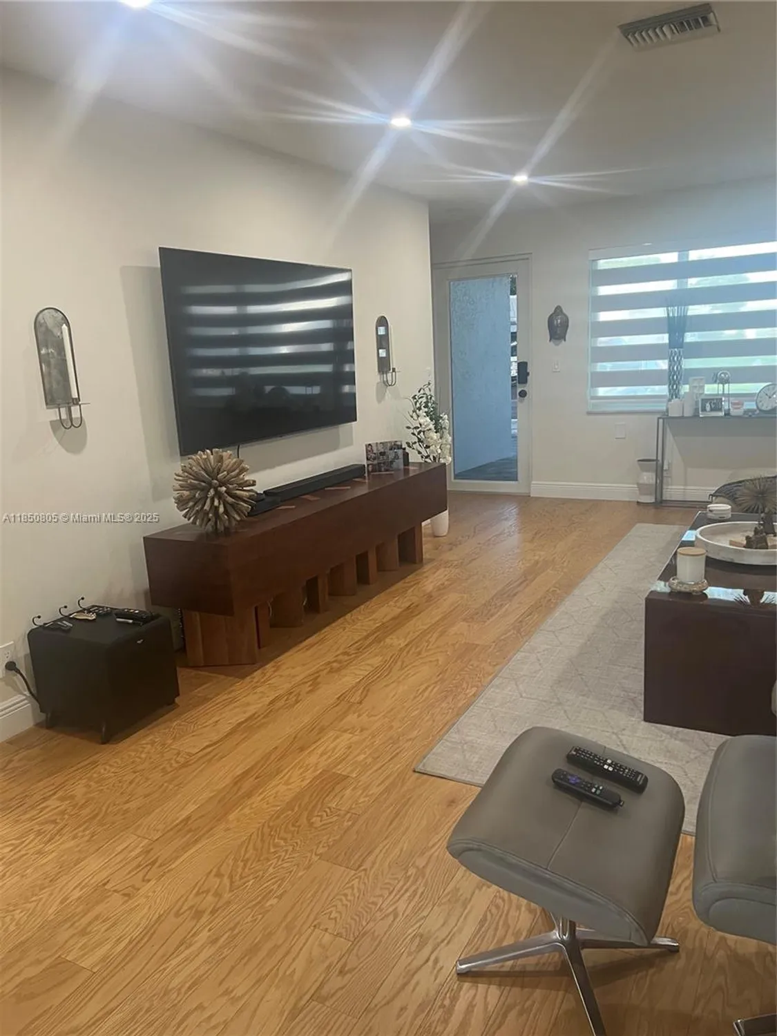 Property Slideshow image 13 of 53 | 8221 nw 14th st, Plantation, FL, 33322