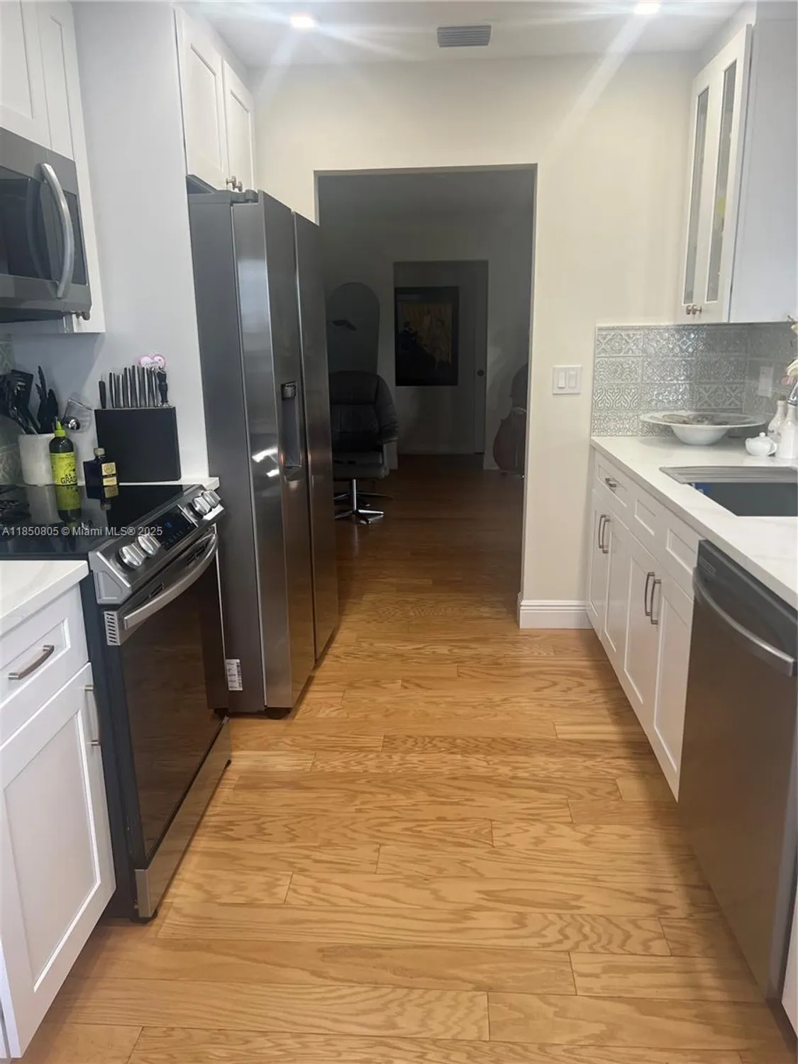 Property Slideshow image 4 of 53 | 8221 nw 14th st, Plantation, FL, 33322