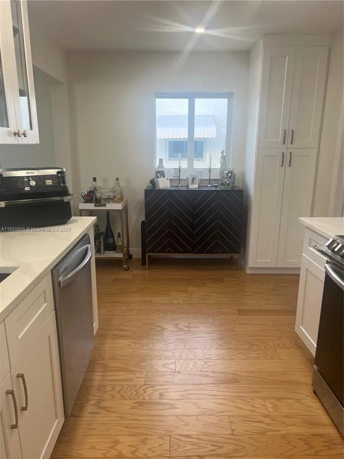 Property Slideshow image 5 of 53 | 8221 nw 14th st, Plantation, FL, 33322