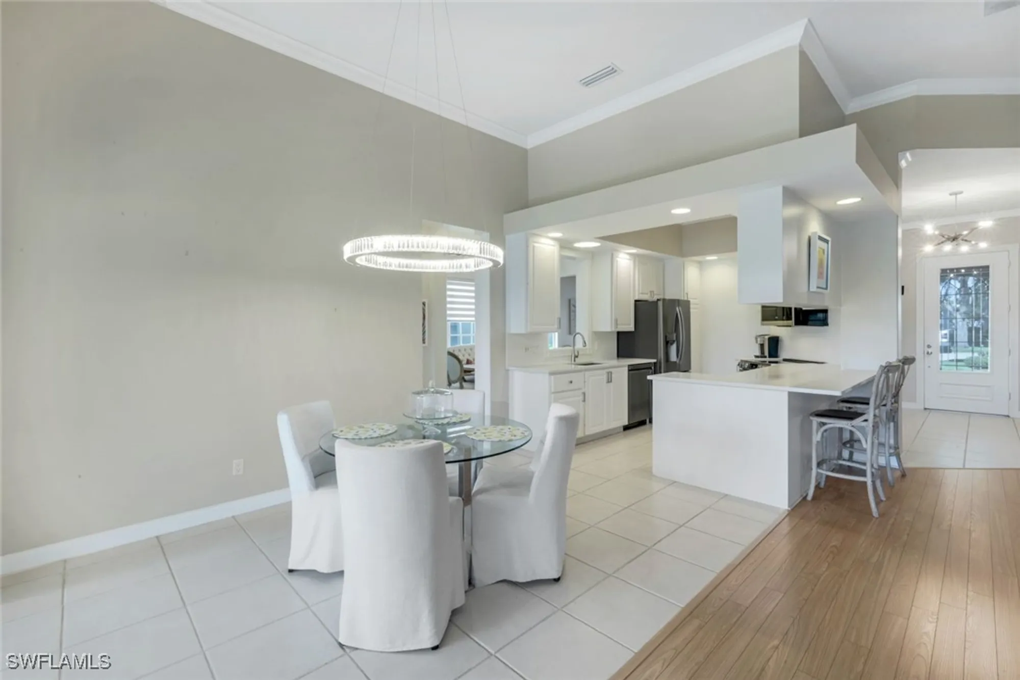Property Slideshow image 9 of 25 | 4772 martinique way, Naples, FL, 34119