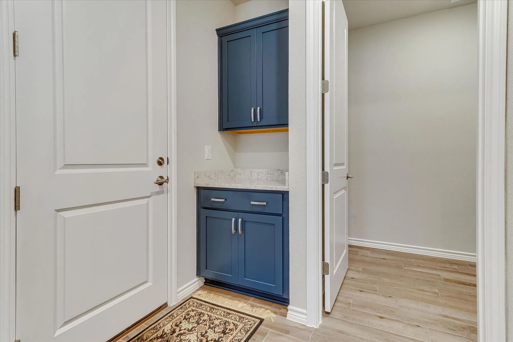 Property Slideshow image 14 of 23 | 128 stewart dr unit 101, San Marcos, TX, 78666