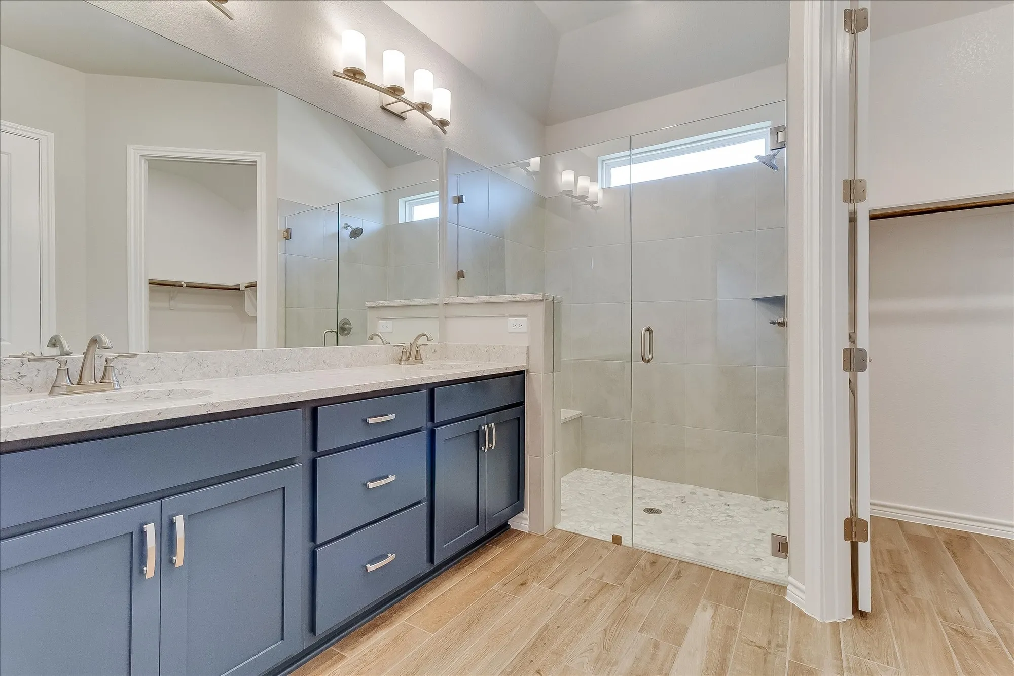 Property Slideshow image 11 of 23 | 128 stewart dr unit 101, San Marcos, TX, 78666