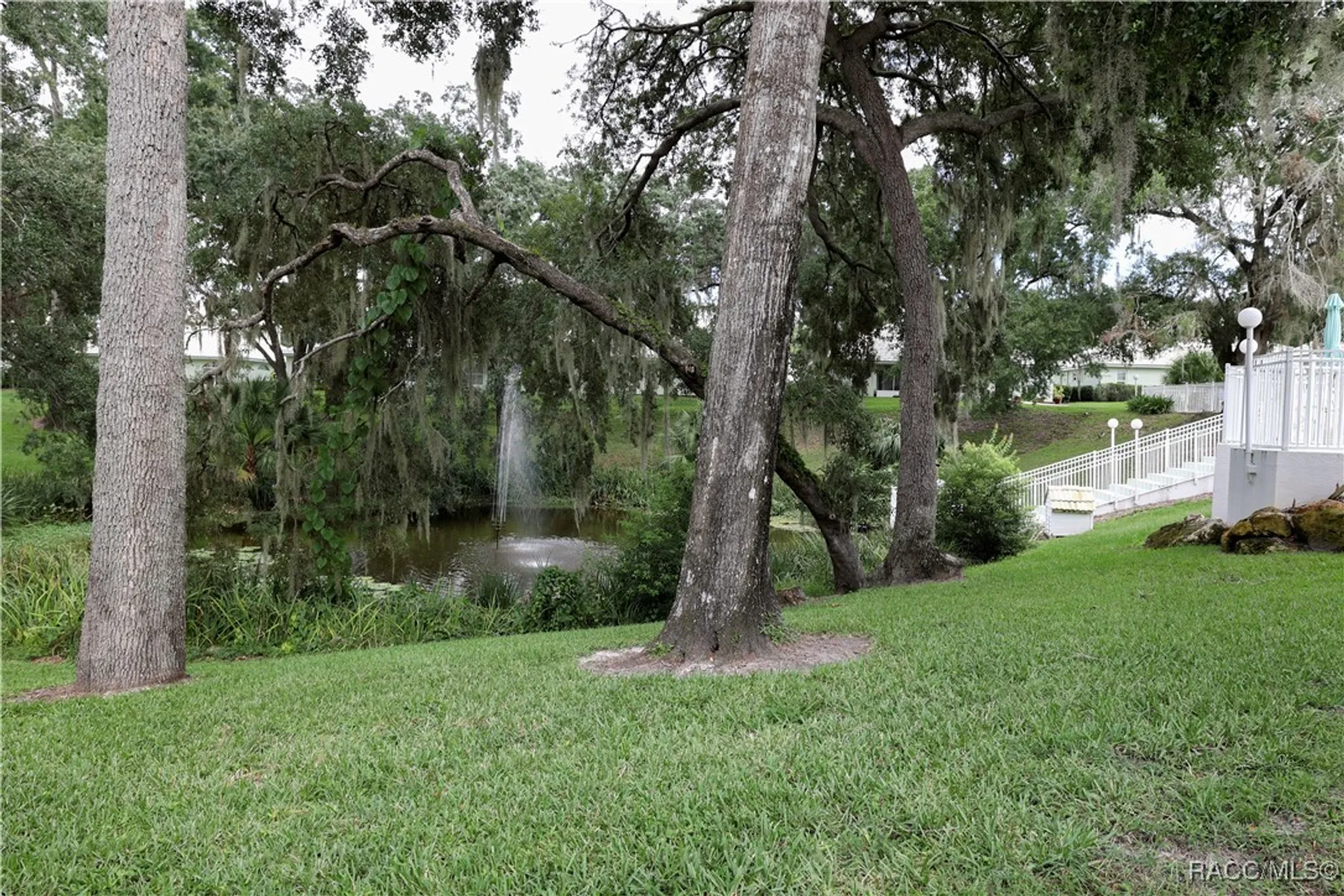 Property Slideshow image 30 of 58 | 802 windermere blvd, Inverness, FL, 34453