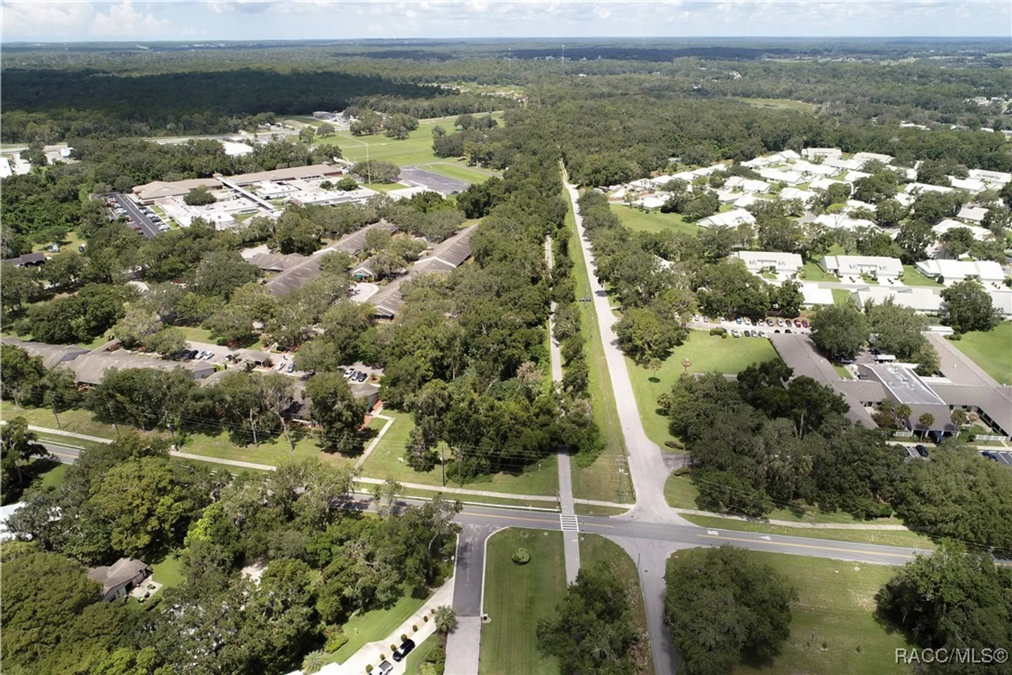 Property Slideshow image 54 of 58 | 802 windermere blvd, Inverness, FL, 34453