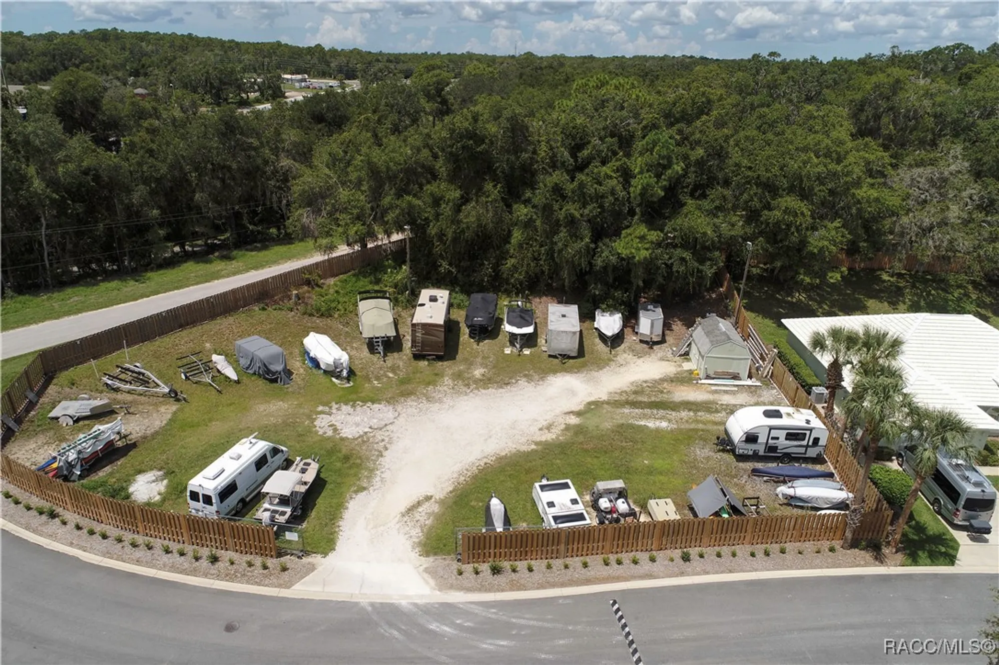 Property Slideshow image 50 of 58 | 802 windermere blvd, Inverness, FL, 34453