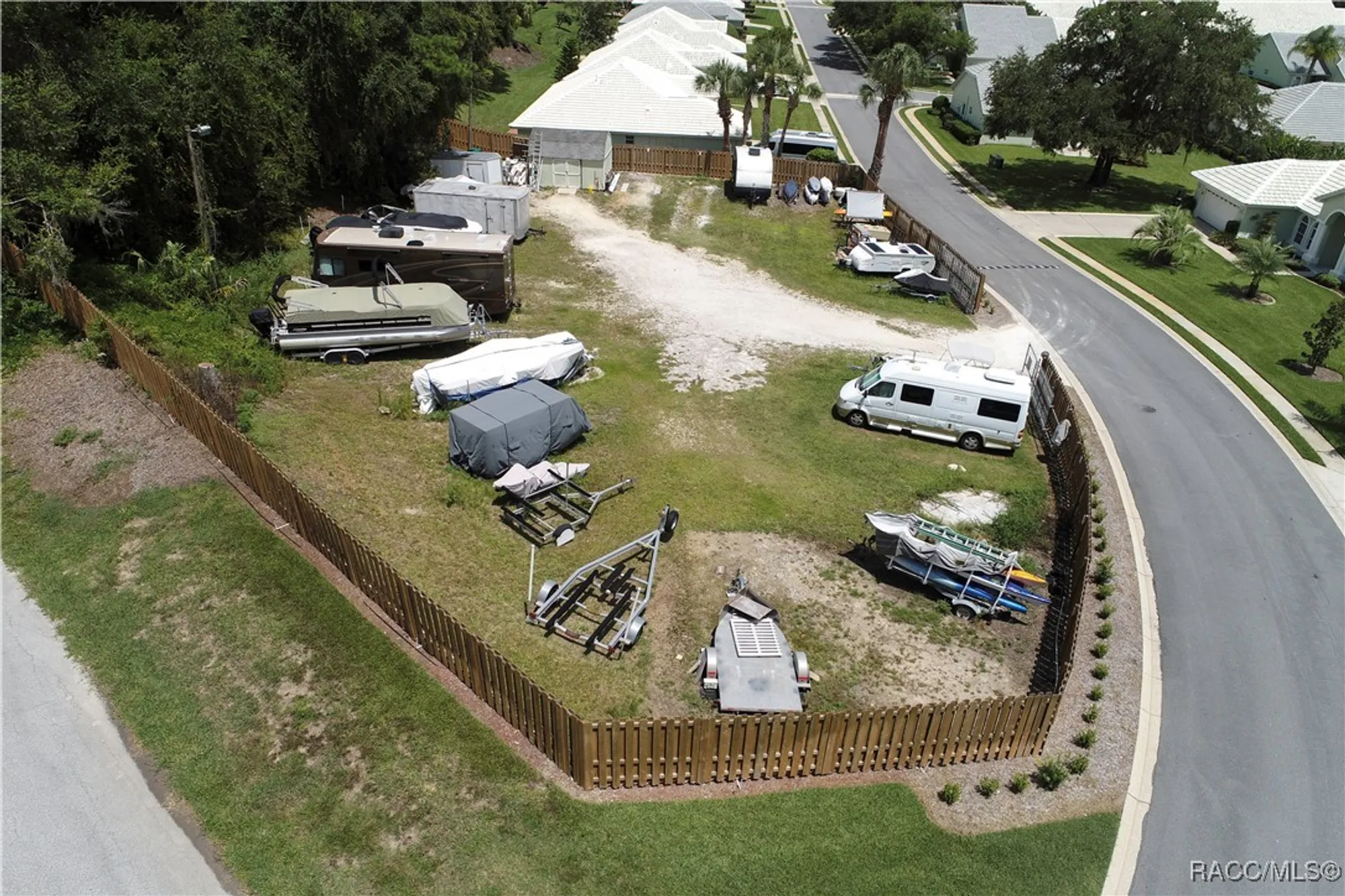 Property Slideshow image 51 of 58 | 802 windermere blvd, Inverness, FL, 34453