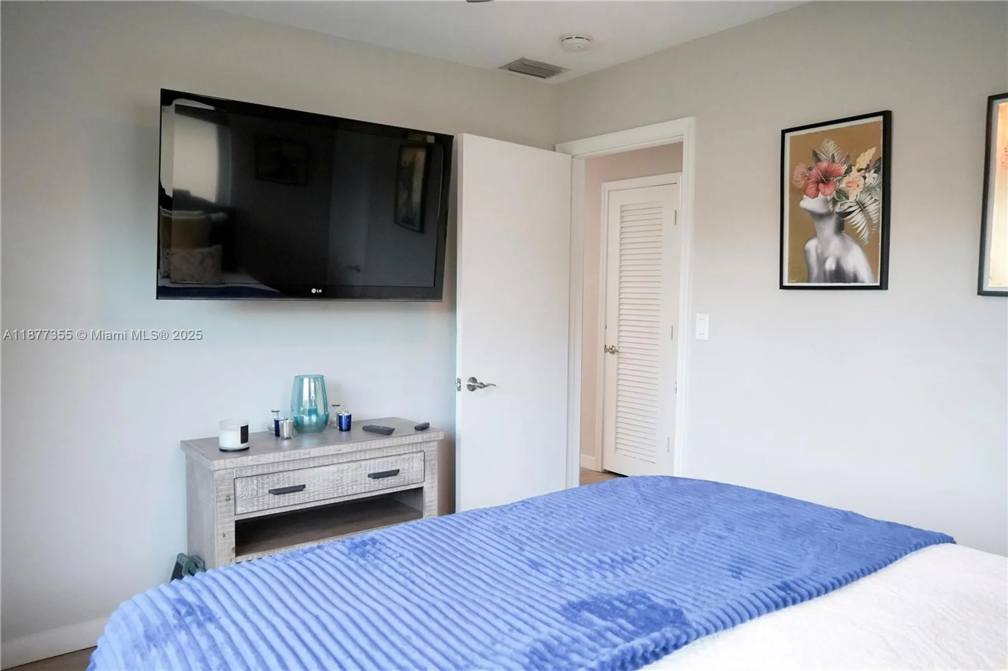 Property Slideshow image 15 of 26 | 4401 nw 45th st, Tamarac, FL, 33319