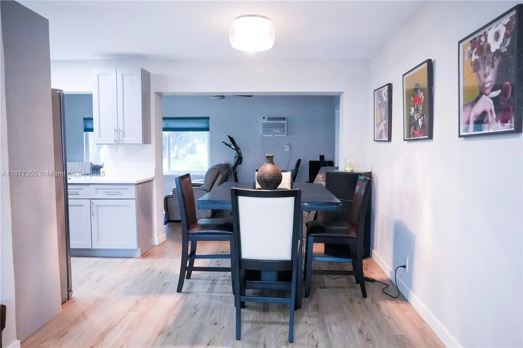 Property Slideshow image 8 of 26 | 4401 nw 45th st, Tamarac, FL, 33319