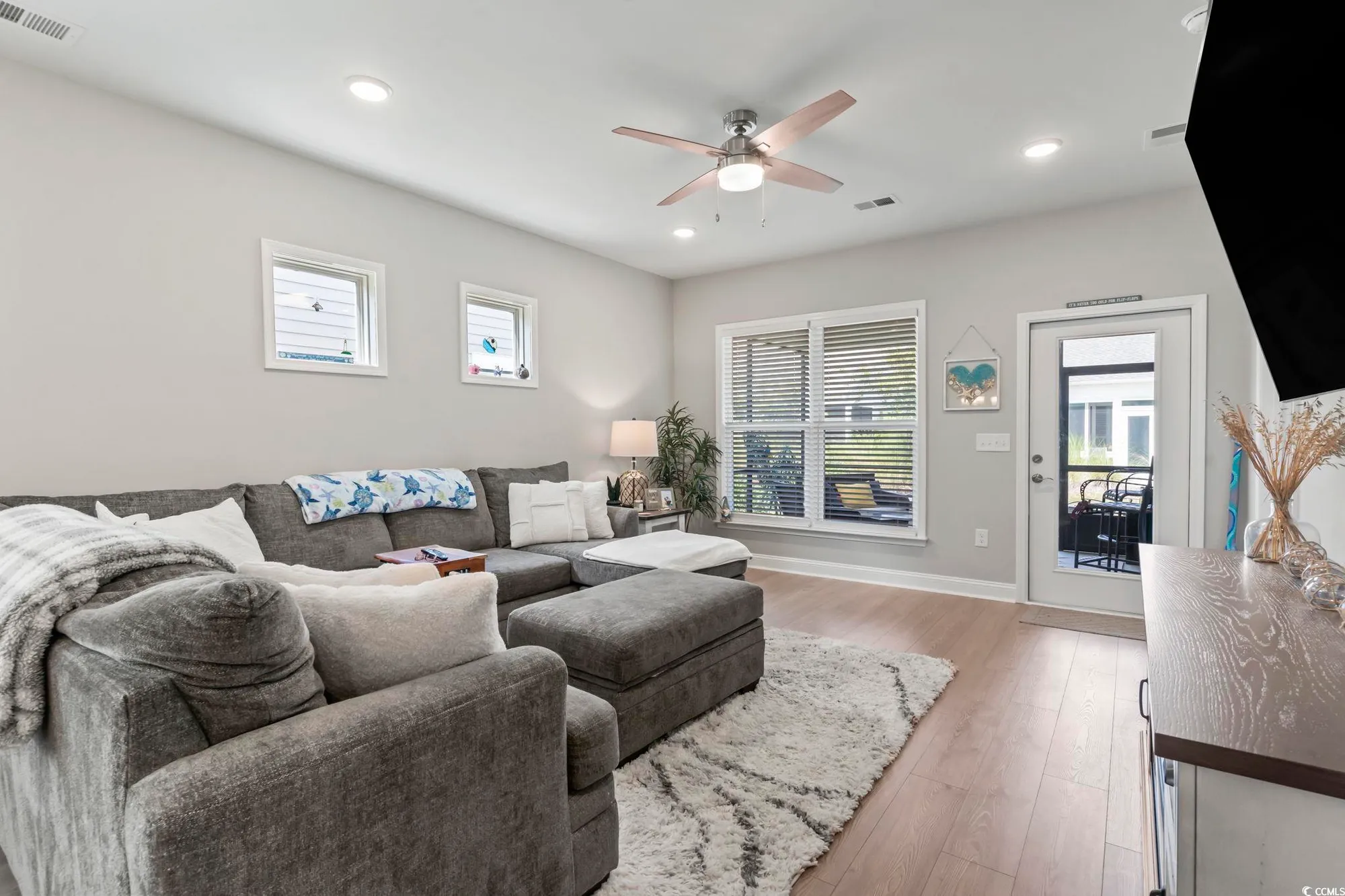 Property Slideshow image 20 of 39 | 6037 campanella st, Myrtle Beach, SC, 29577