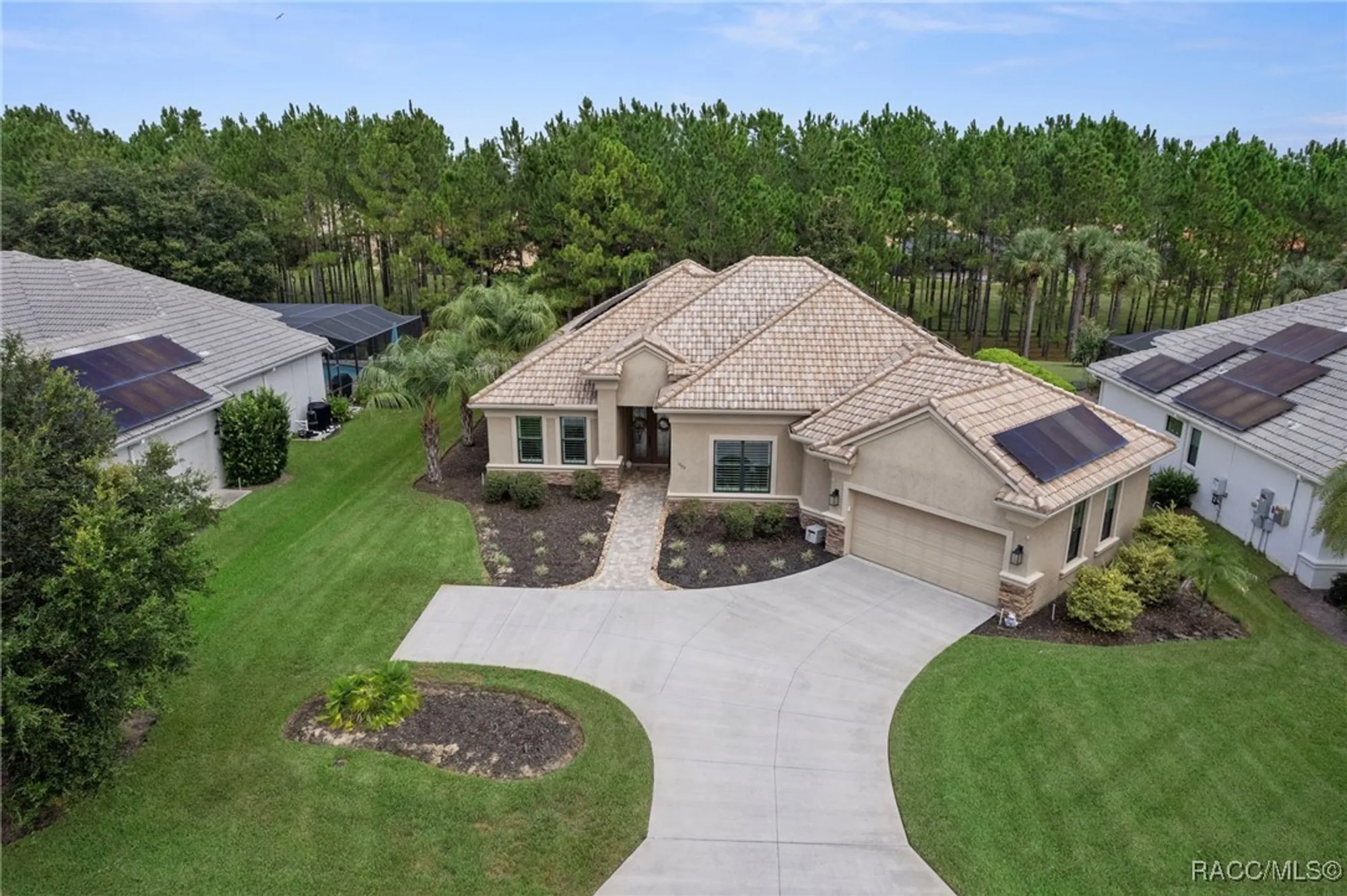 Property Slideshow image 2 of 90 | 1077 n hunt club dr, Hernando, FL, 34442