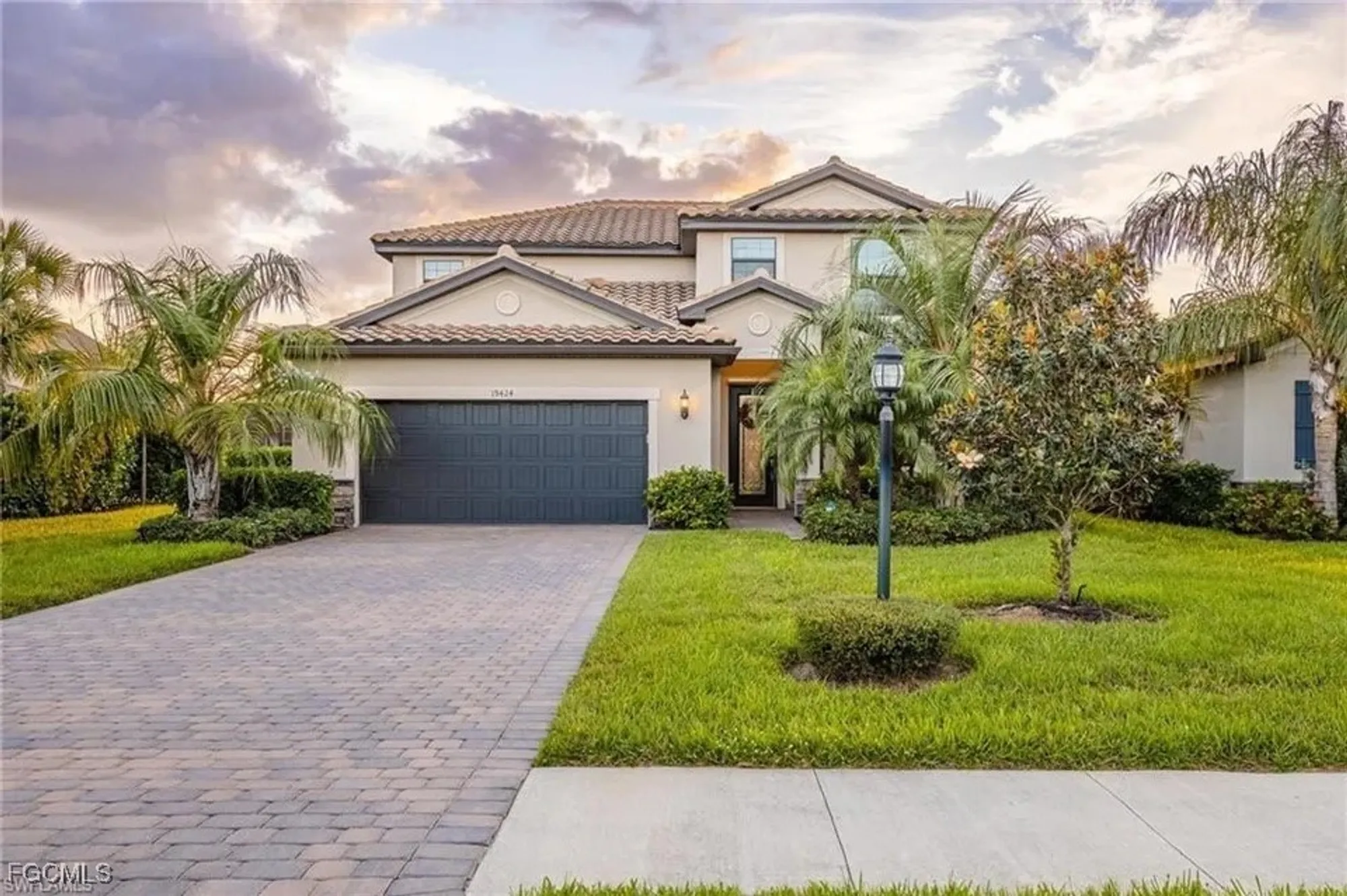 Property Slideshow image 1 of 43 | 19424 elston way, Estero, FL, 33928