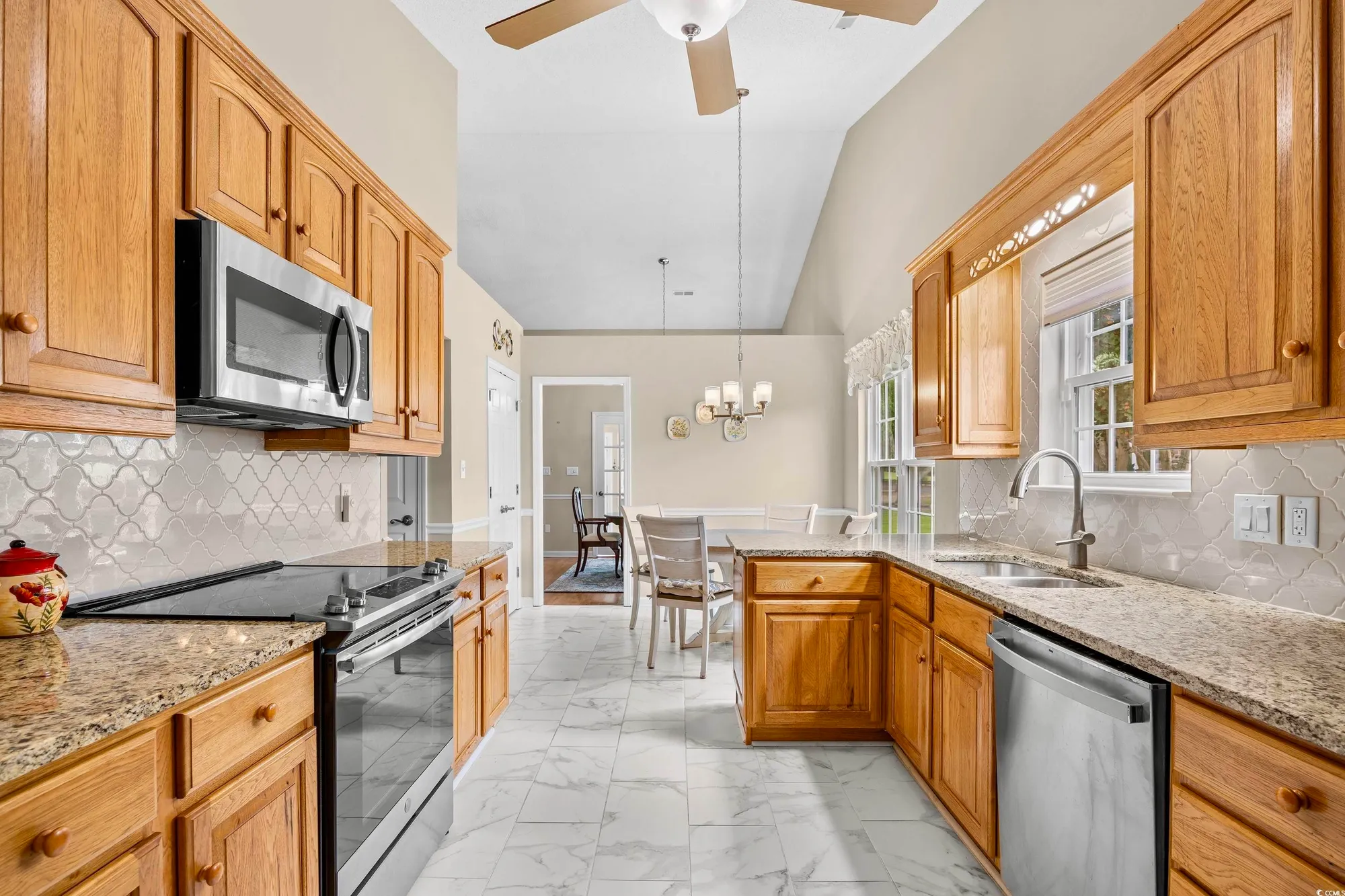 Property Slideshow image 12 of 38 | 88 carrington dr, Pawleys Island, SC, 29585
